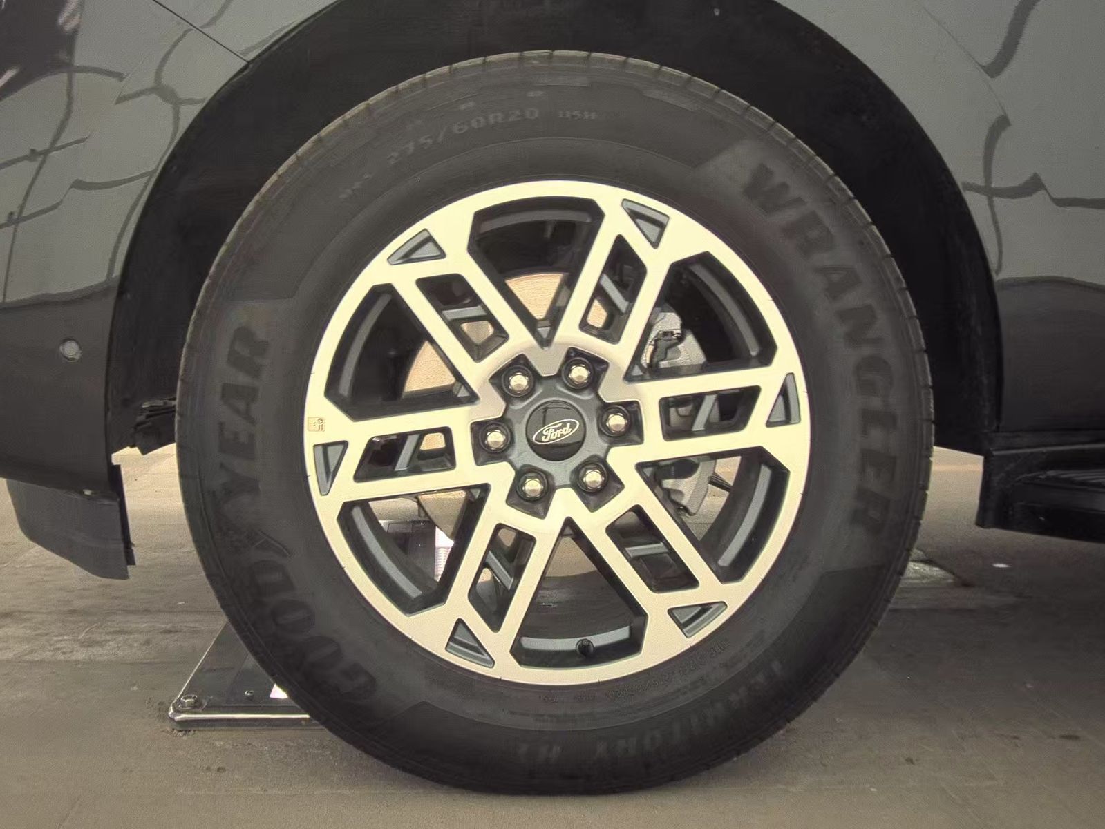 FORD EXPEDITION - 10