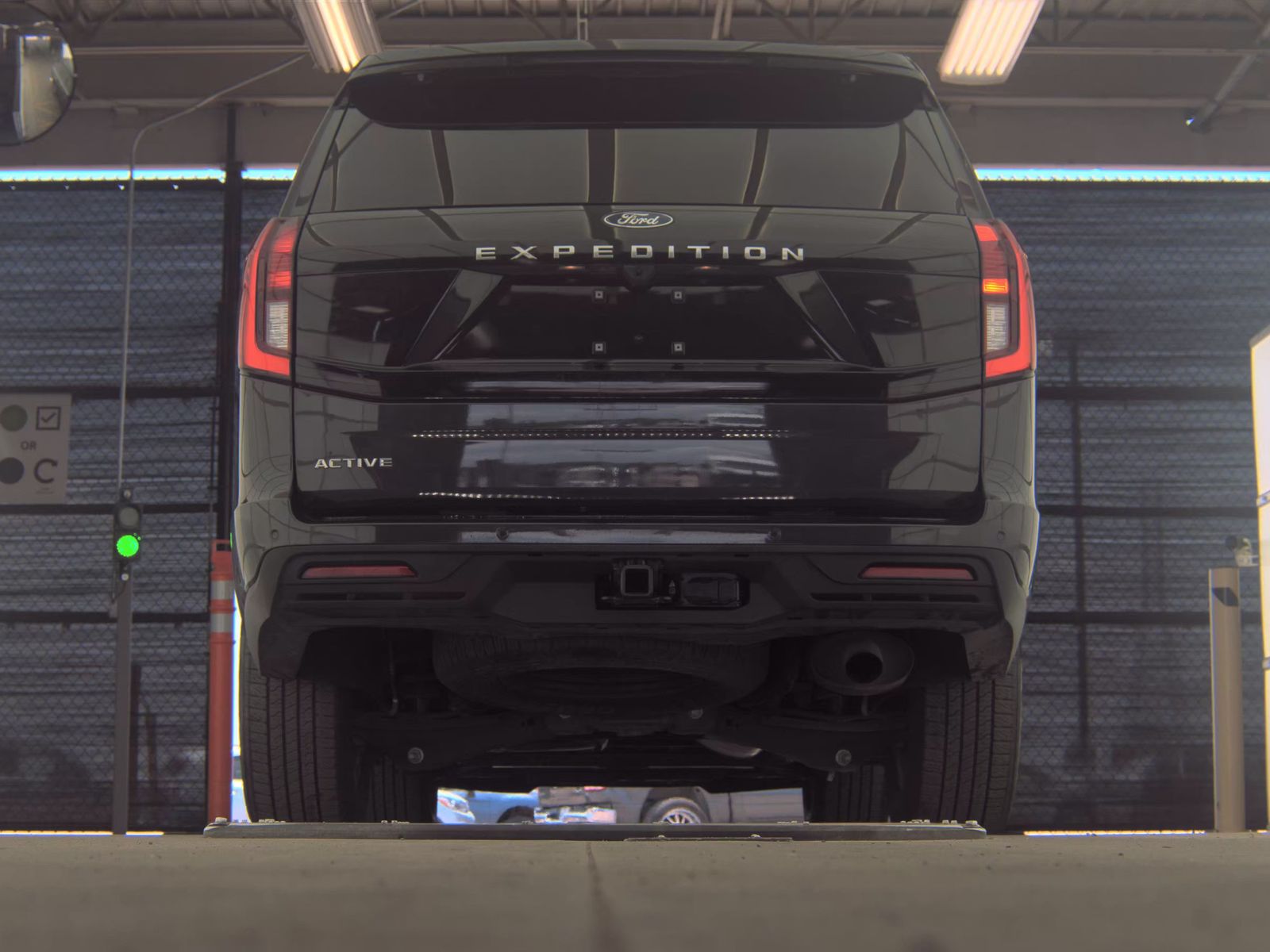 FORD EXPEDITION - 8