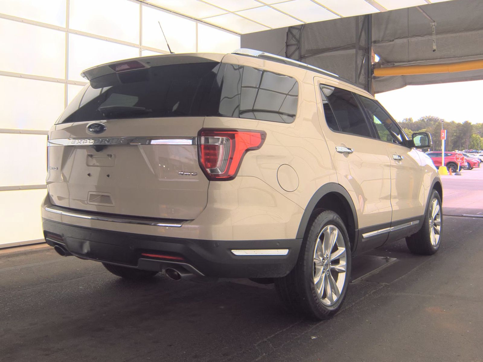 FORD EXPLORER - 6