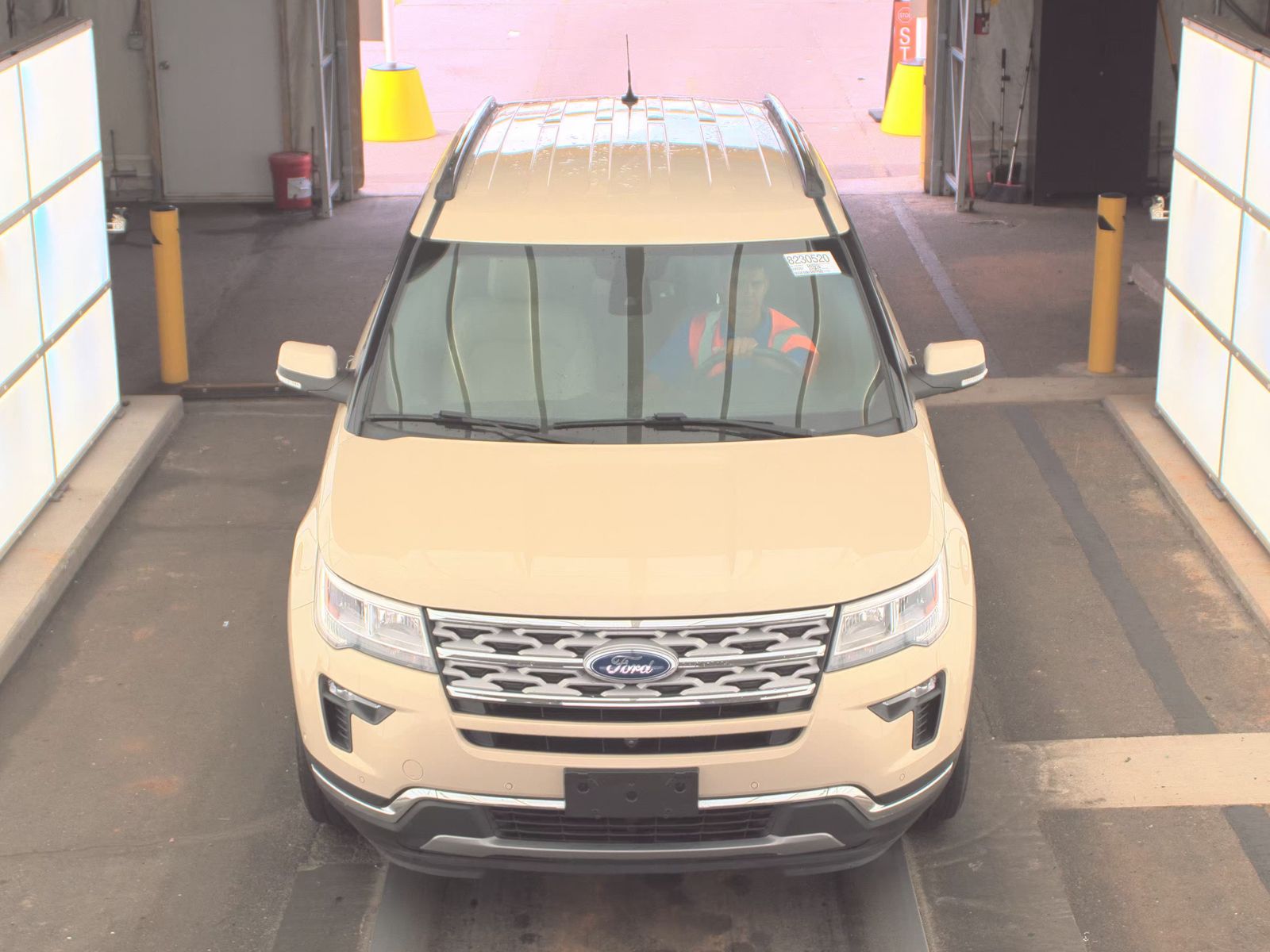 FORD EXPLORER - 3
