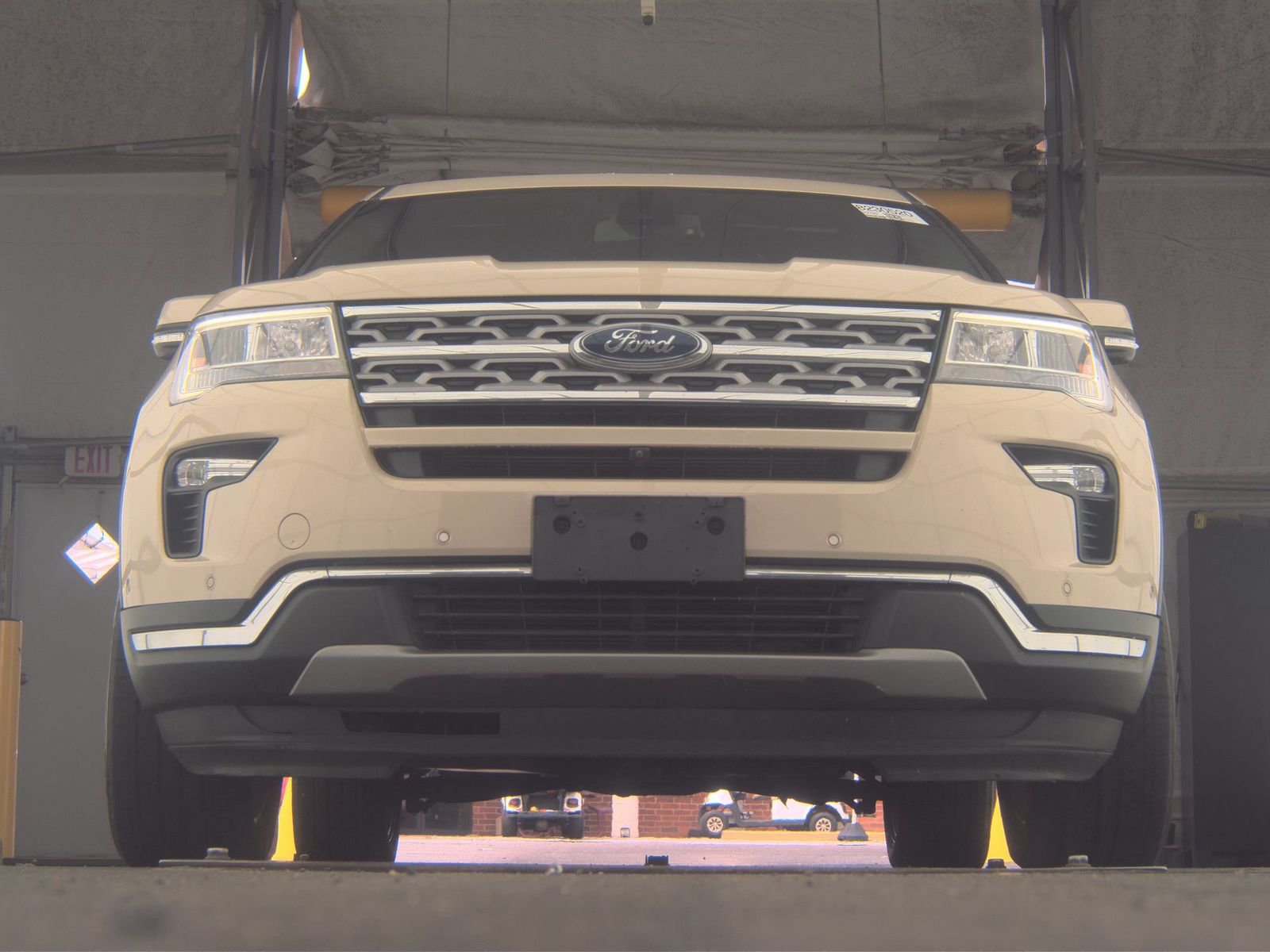 FORD EXPLORER - 4