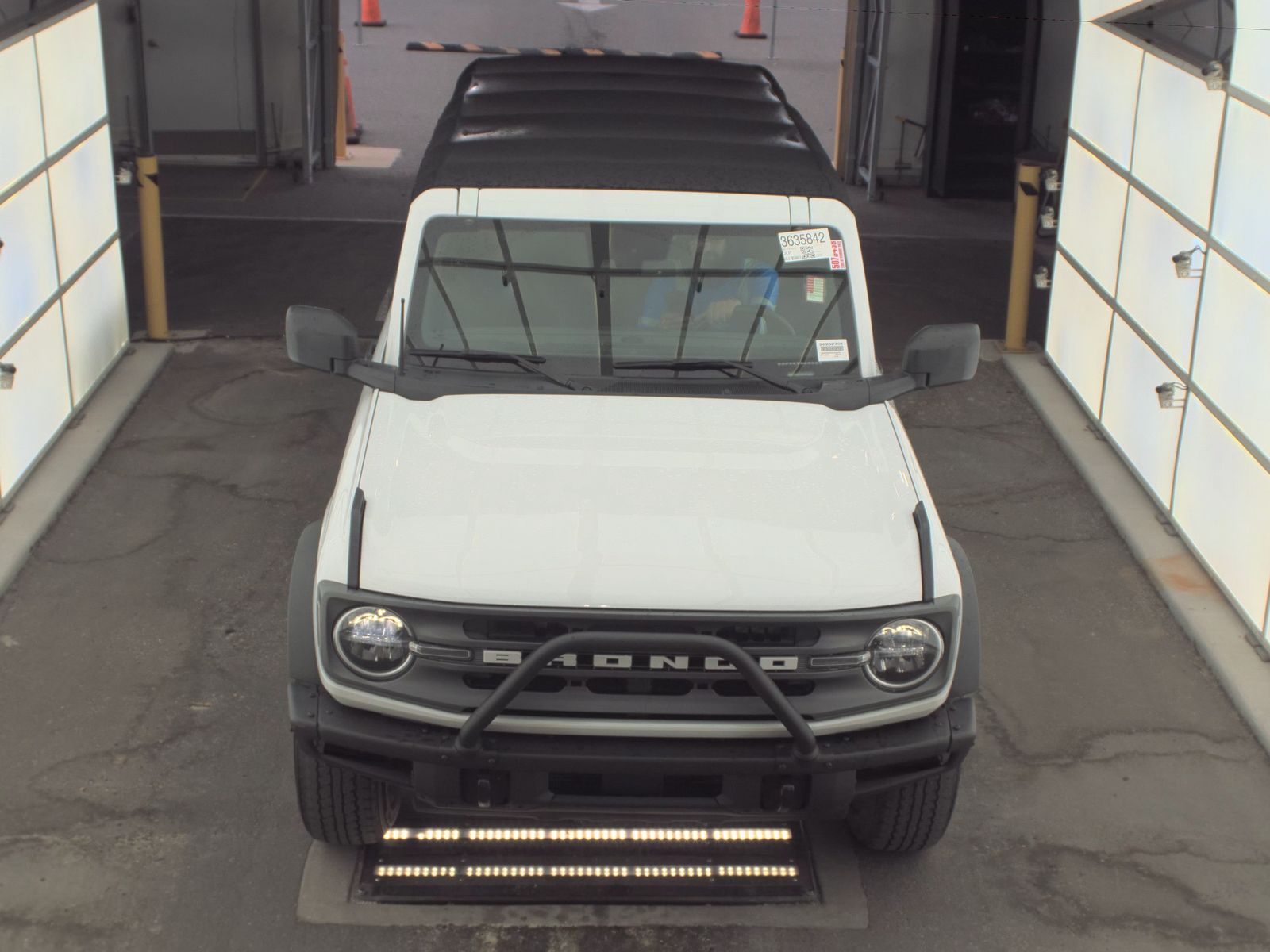 FORD BRONCO - 3