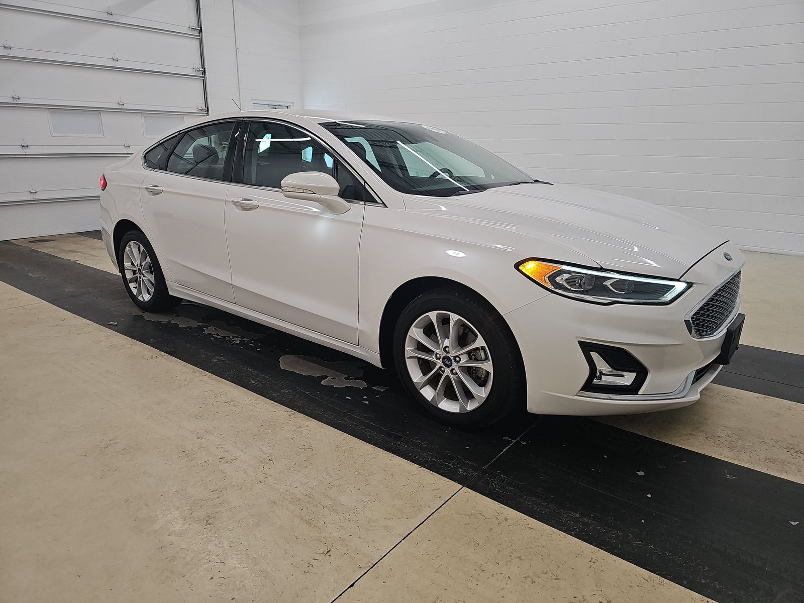 FORD FUSION - 4