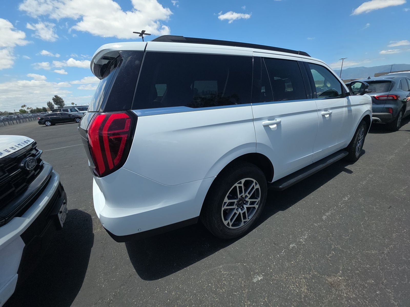 FORD EXPEDITION - 5