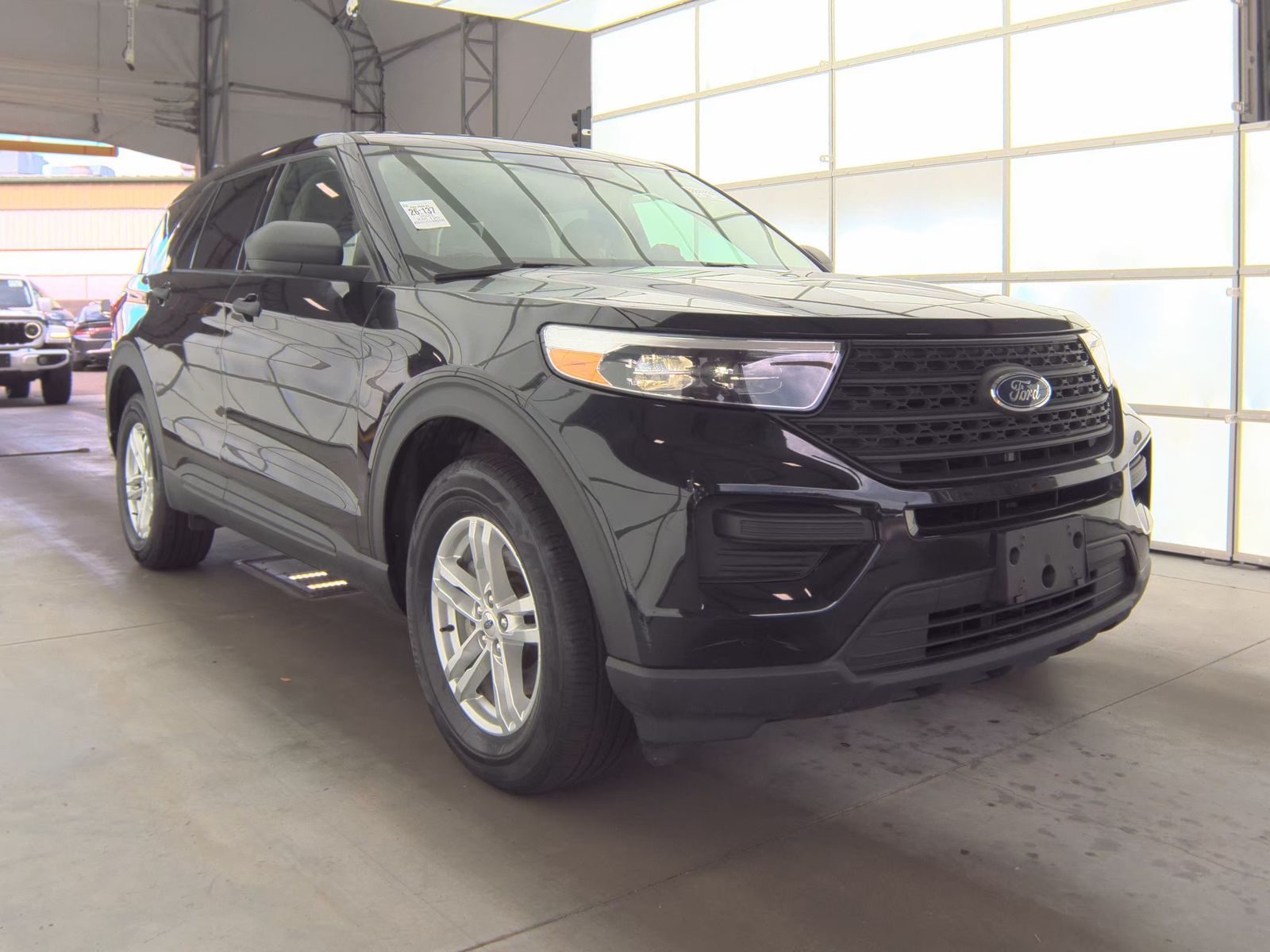 FORD EXPLORER - 5