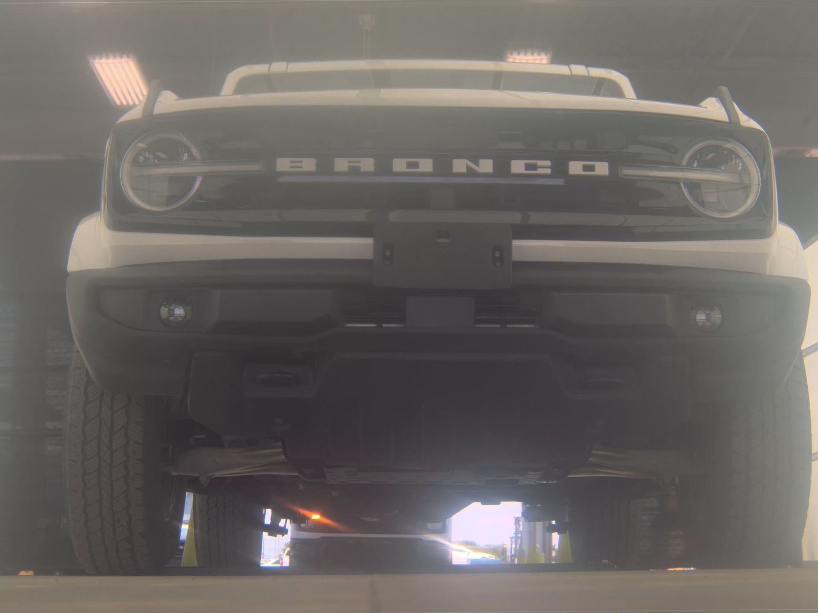 FORD BRONCO - 4