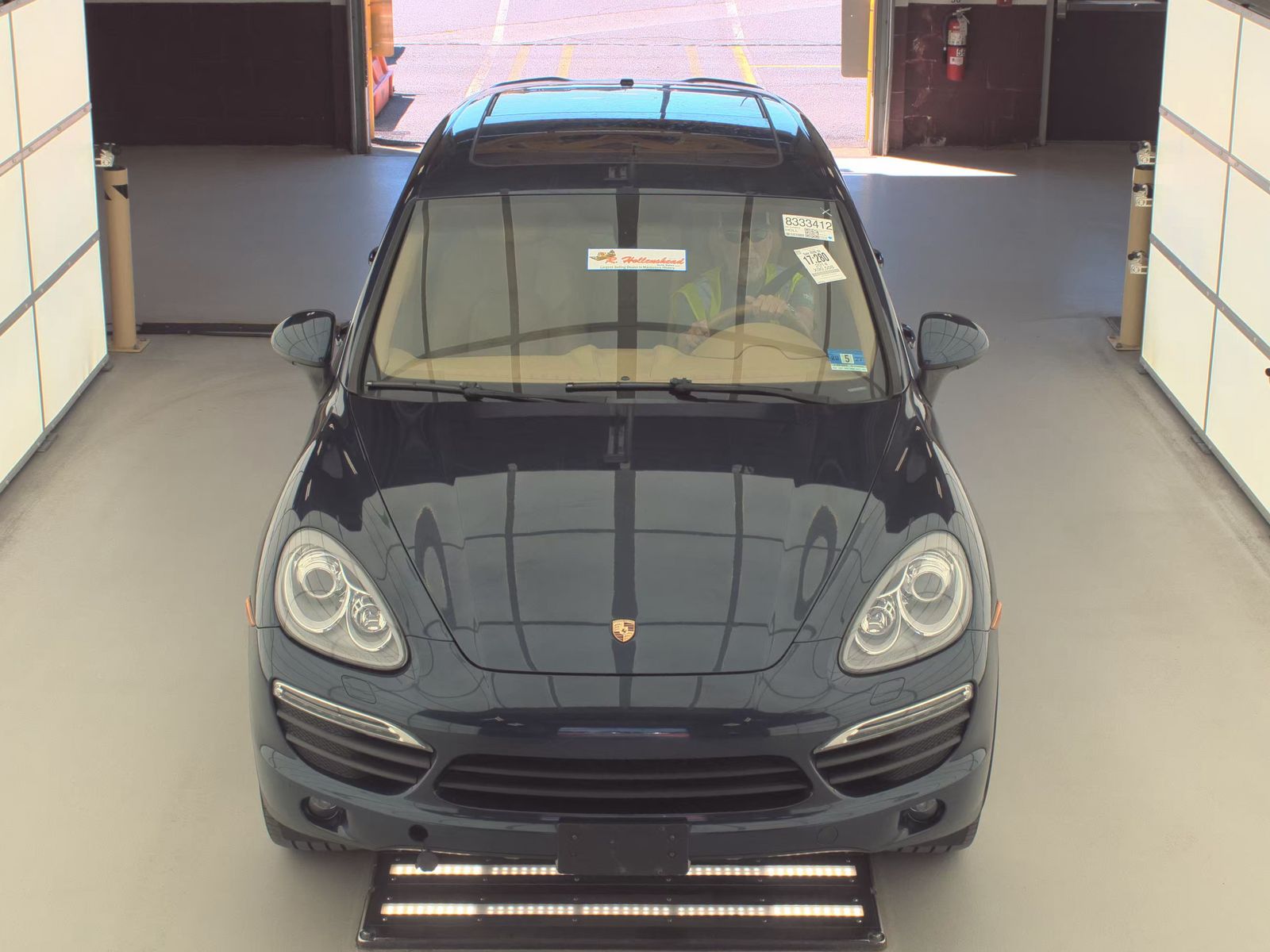 PORSCHE CAYENNE - 3