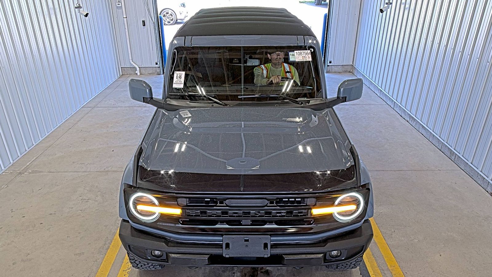 FORD BRONCO - 3