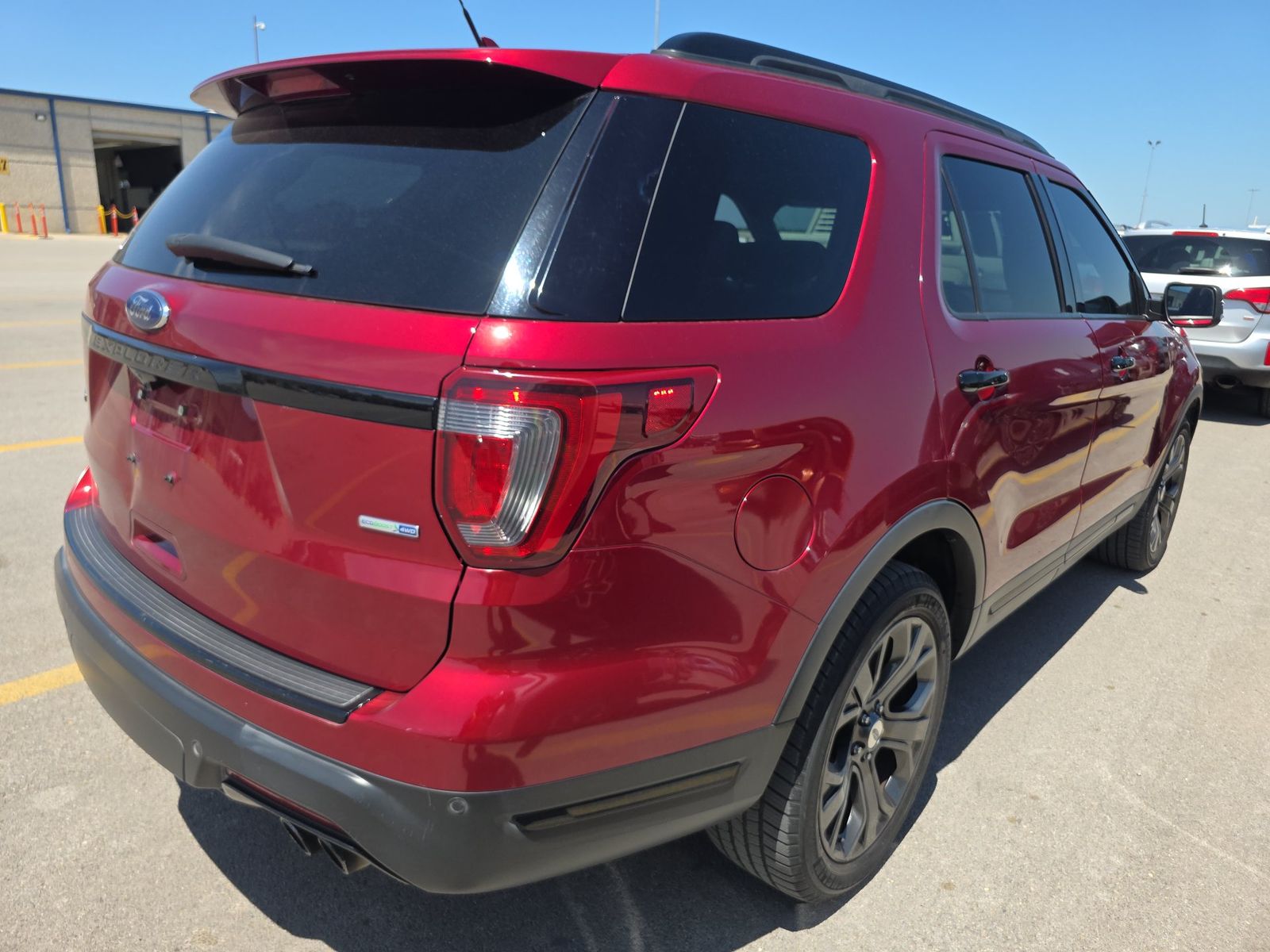 FORD EXPLORER - 5