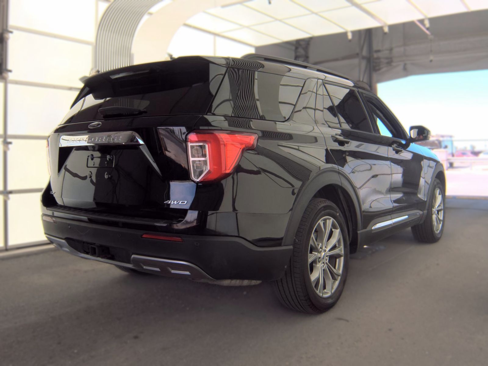 FORD EXPLORER - 6