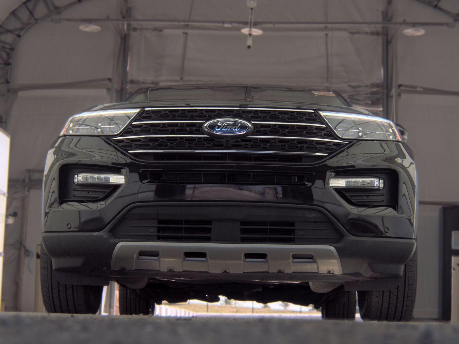 FORD EXPLORER - 4