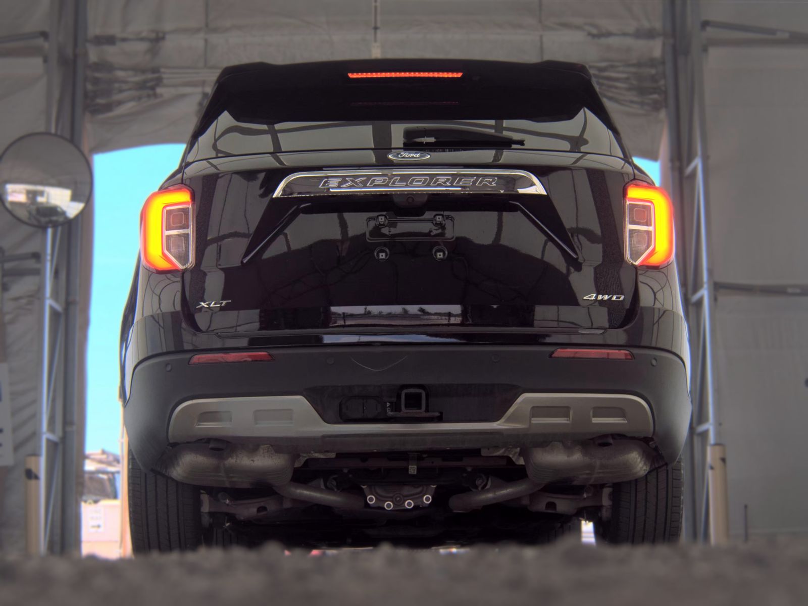 FORD EXPLORER - 8
