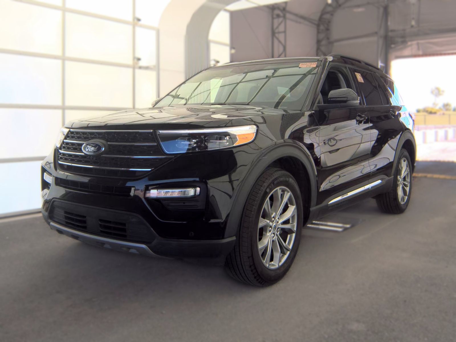 FORD EXPLORER - 1