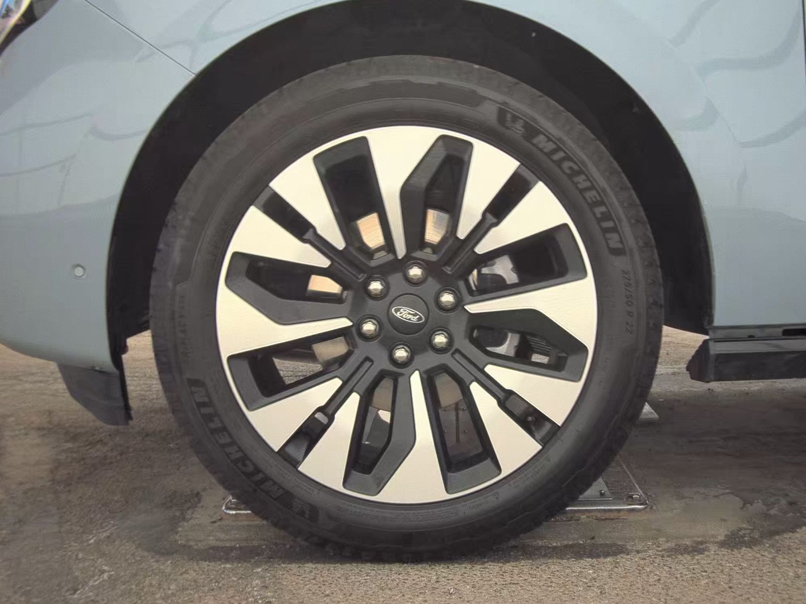 FORD EXPEDITION MAX - 10