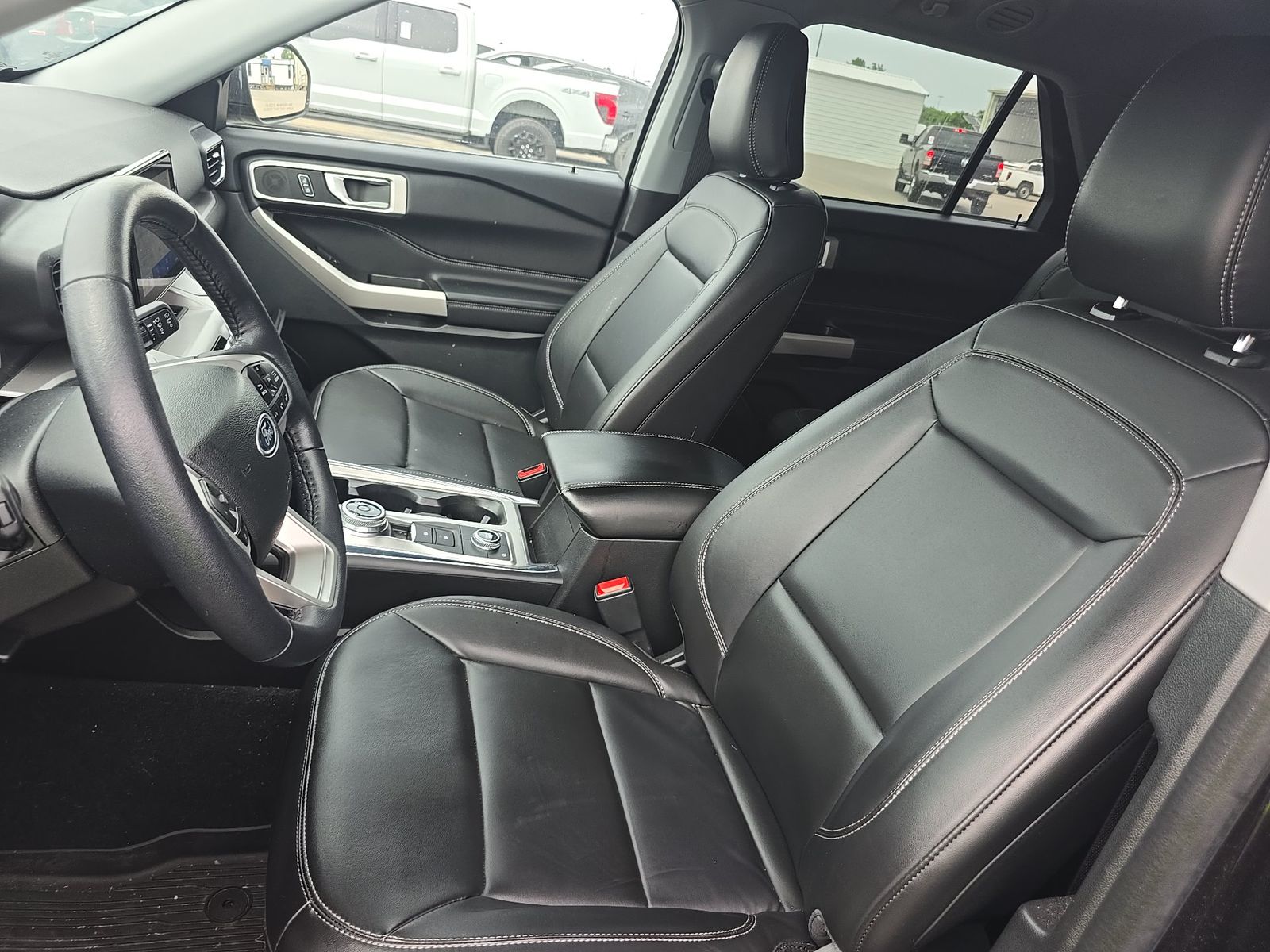 FORD EXPLORER - 8