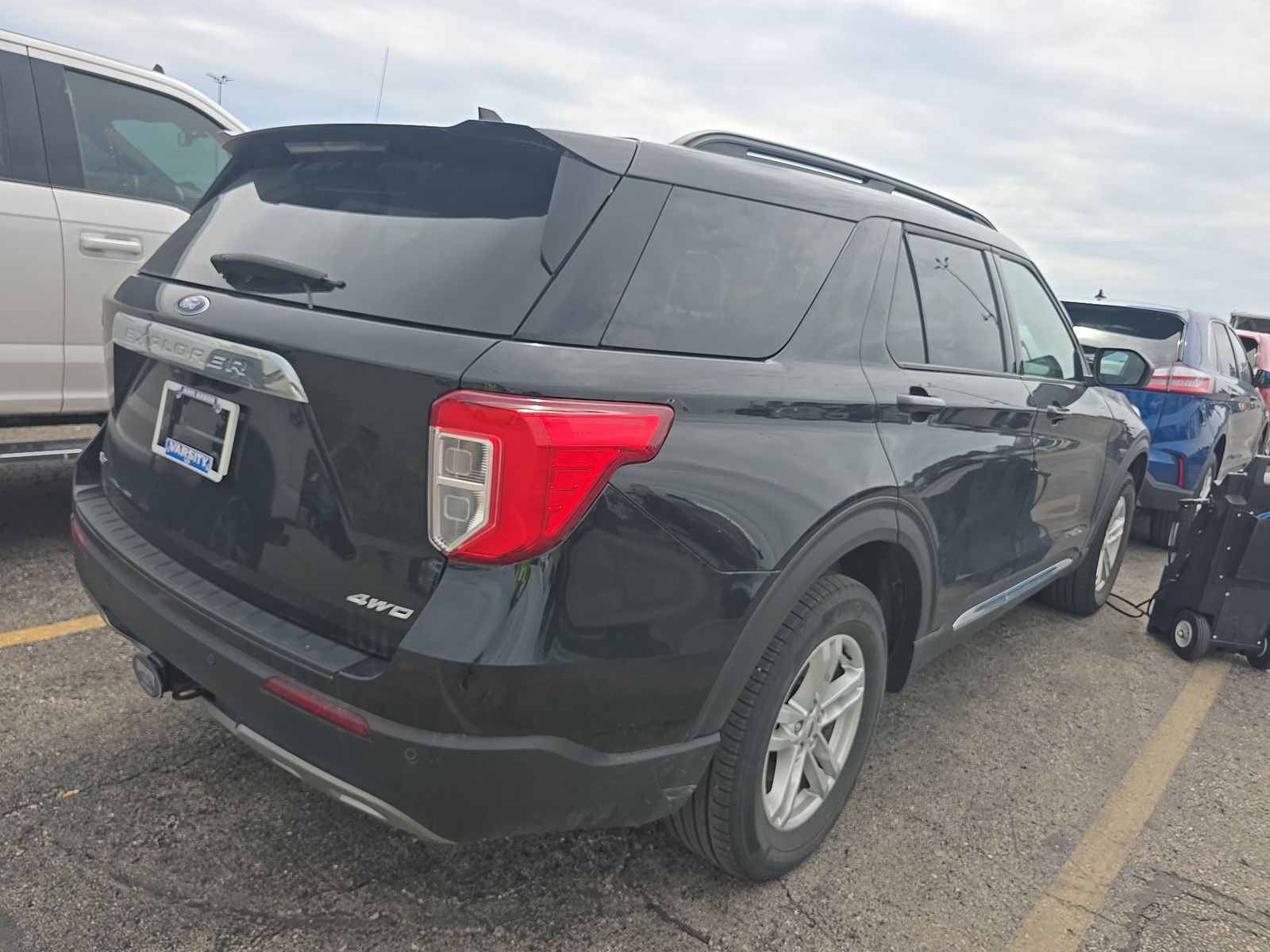 FORD EXPLORER - 5