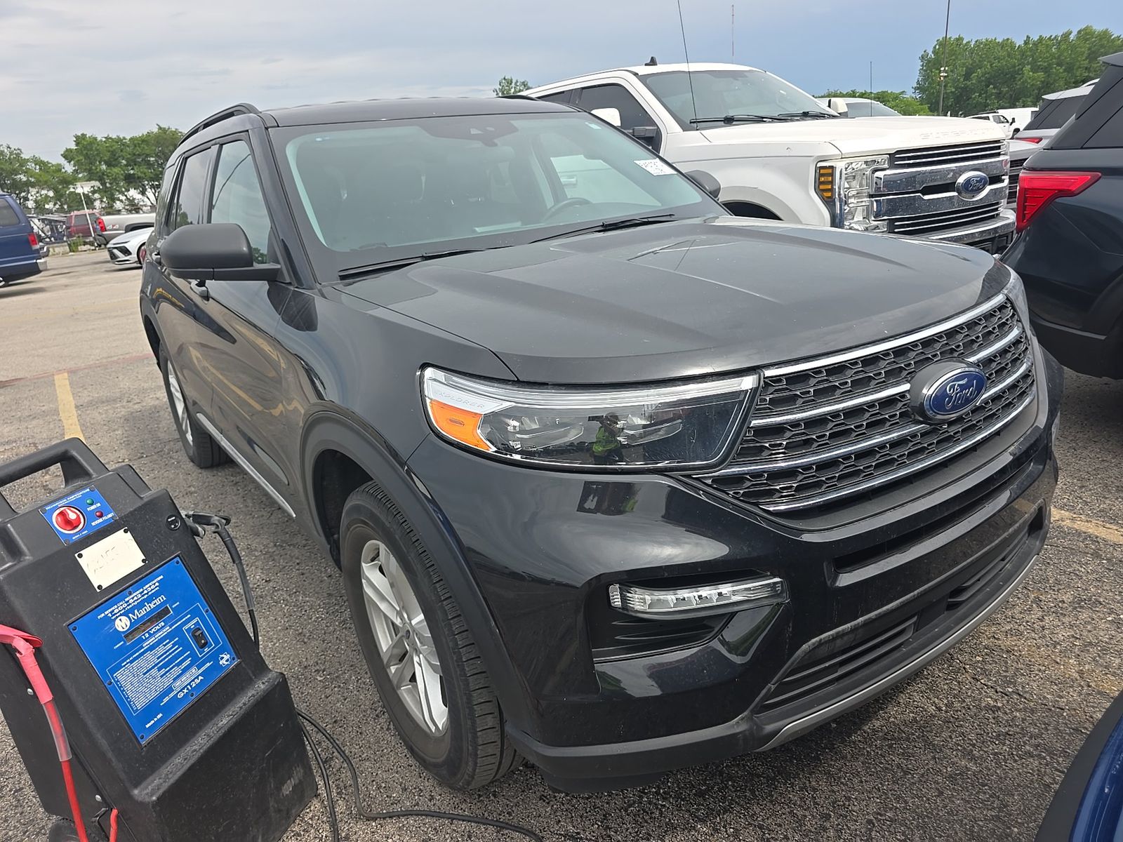 FORD EXPLORER - 4