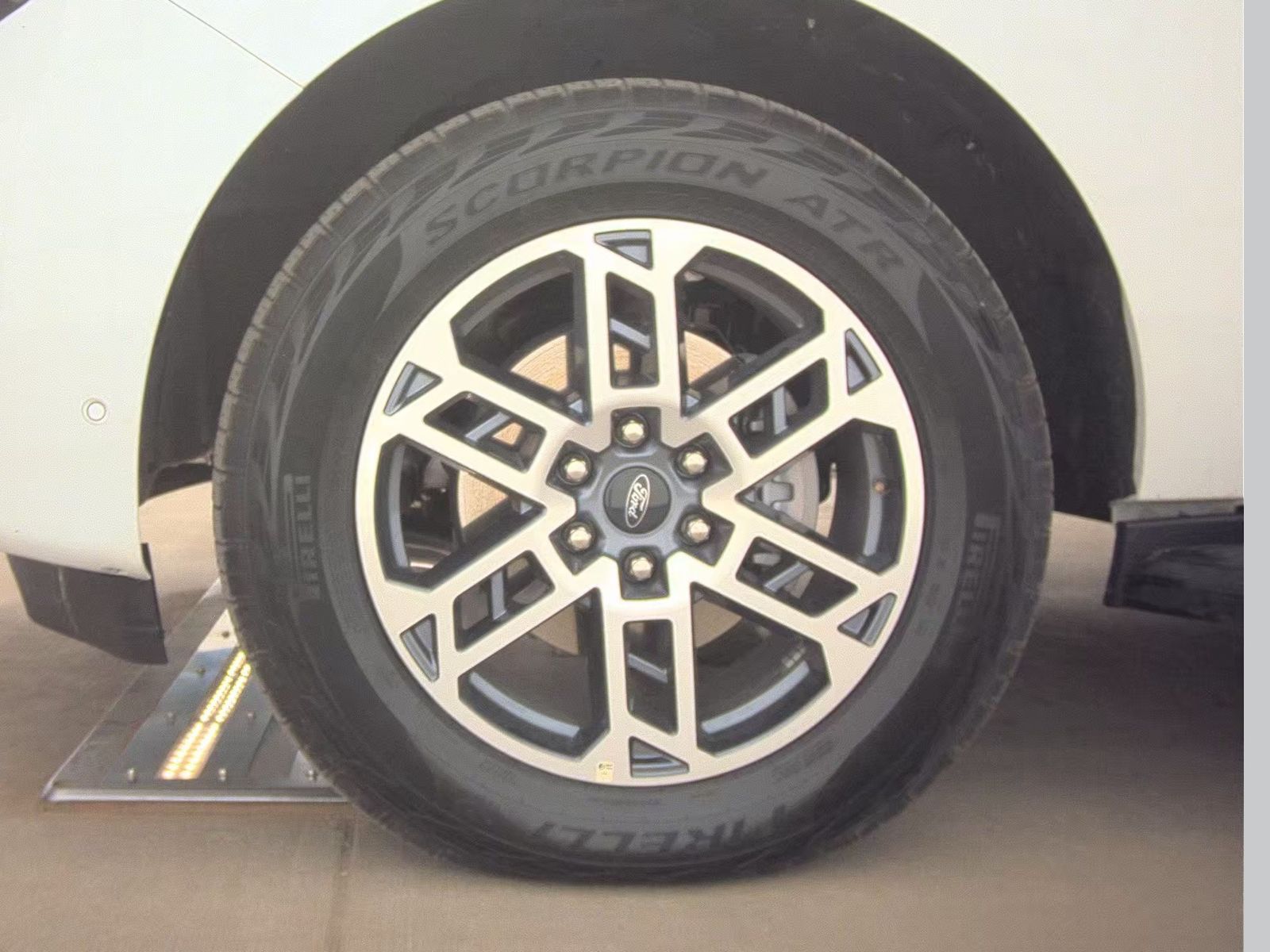 FORD EXPEDITION - 10
