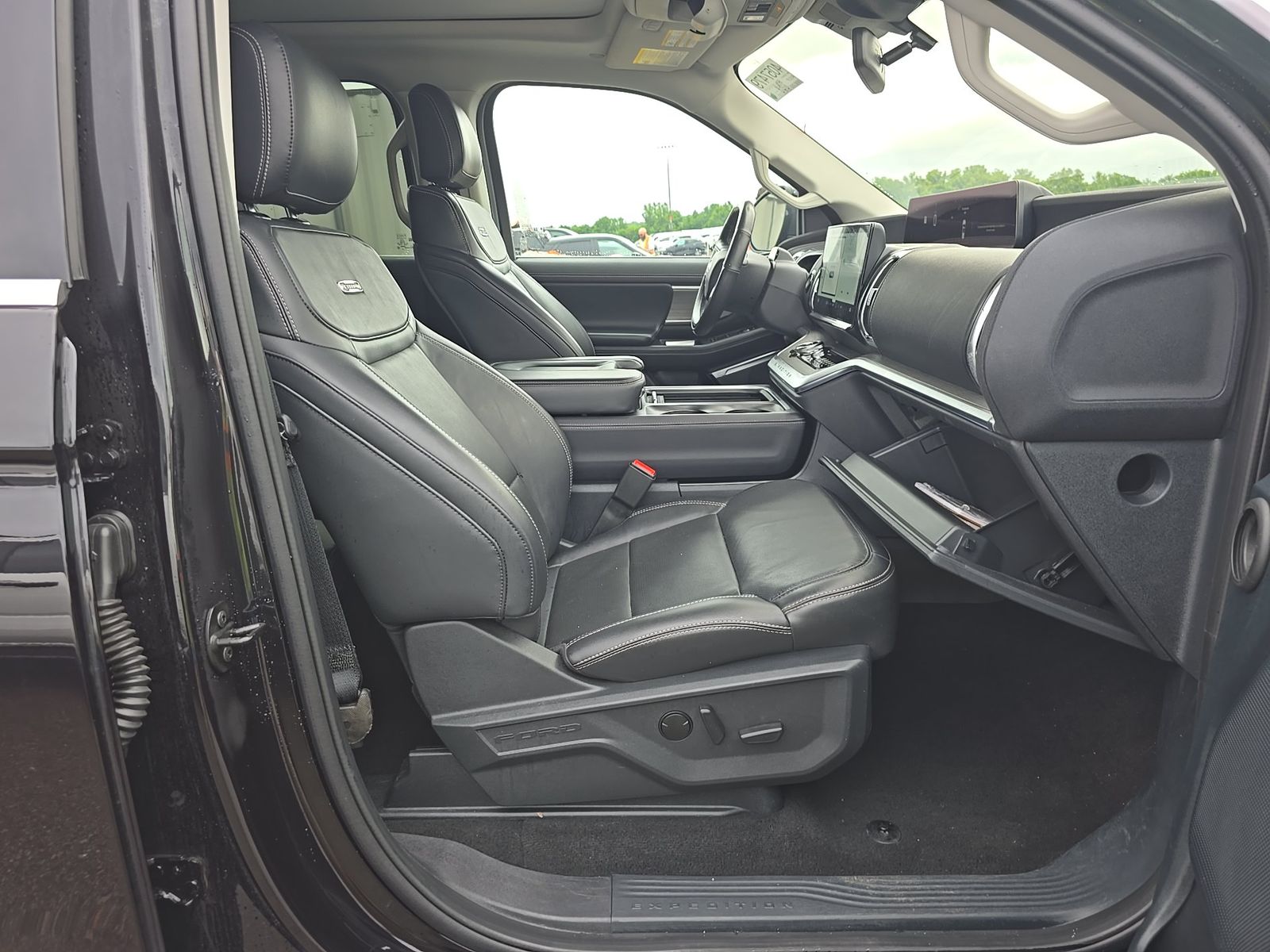 FORD EXPEDITION MAX - 9