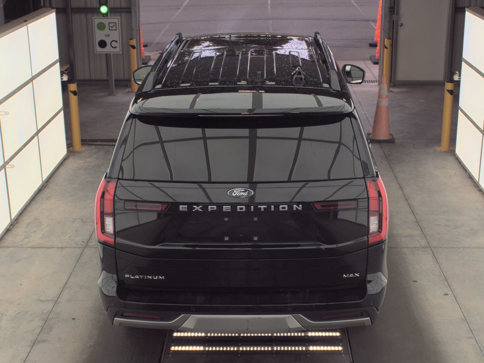 FORD EXPEDITION MAX - 6