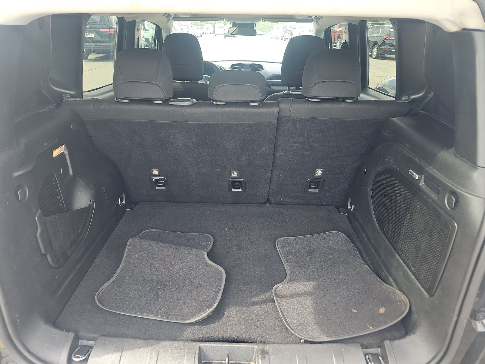 2021 Jeep Renegade Latitude FWD
