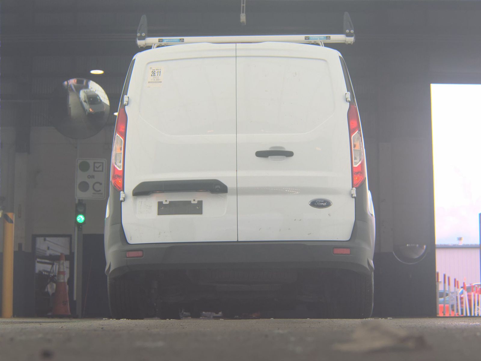FORD TRANSIT CONNECT - 8