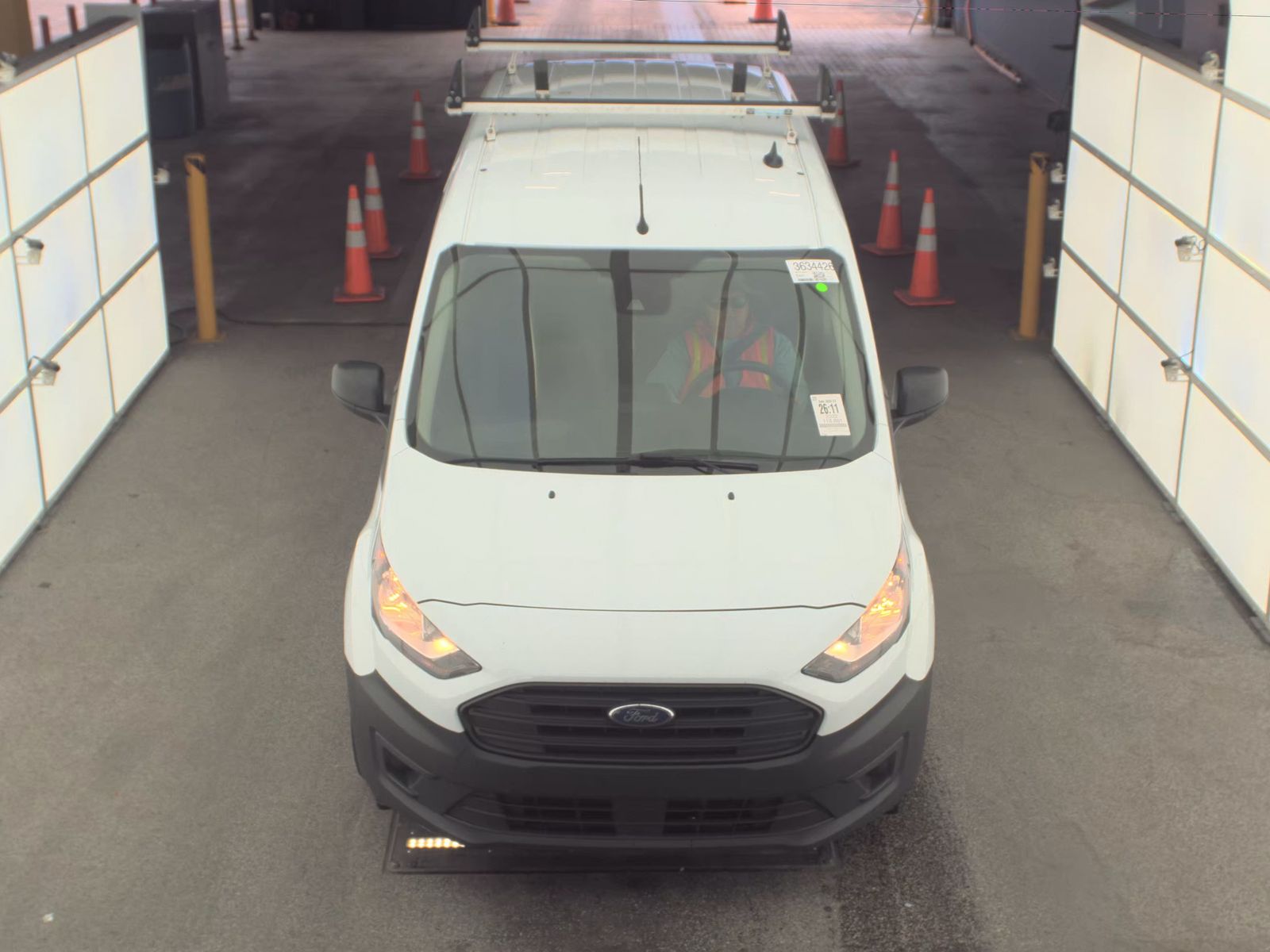 FORD TRANSIT CONNECT - 3