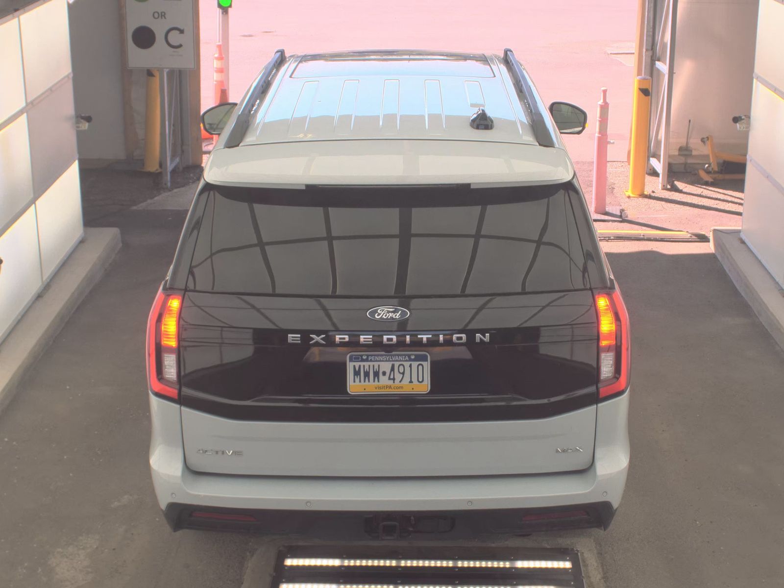 FORD EXPEDITION MAX - 7