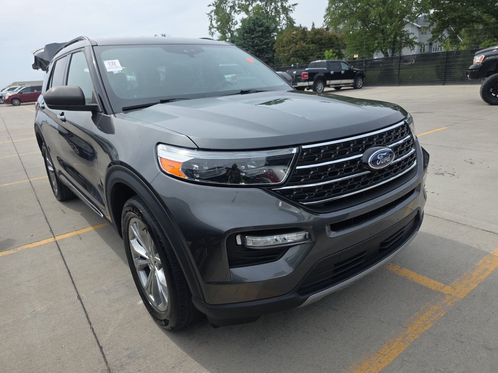 FORD EXPLORER - 4