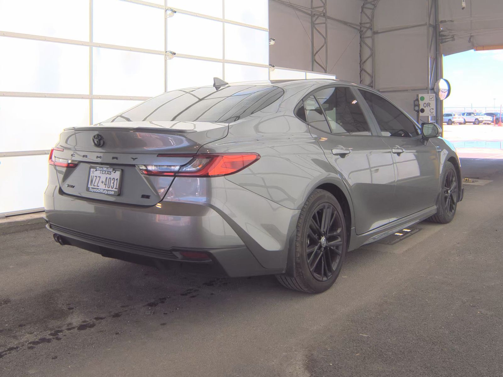 TOYOTA CAMRY - 6