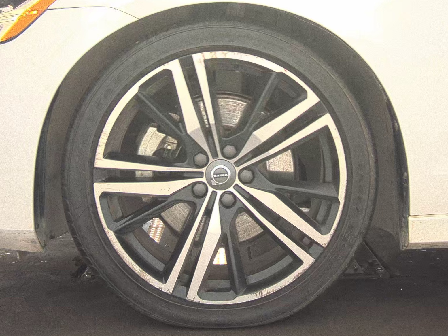 2019 Volvo S60 T5 R-Design FWD