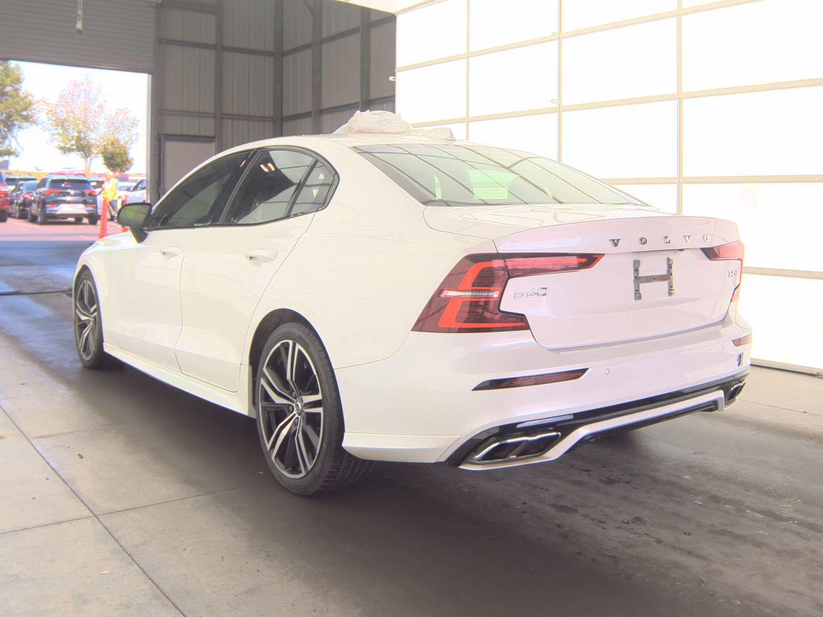 2019 Volvo S60 T5 R-Design FWD