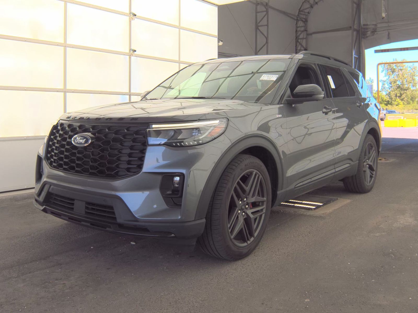 FORD EXPLORER - 1