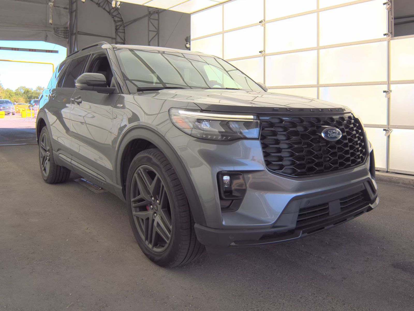 FORD EXPLORER - 5