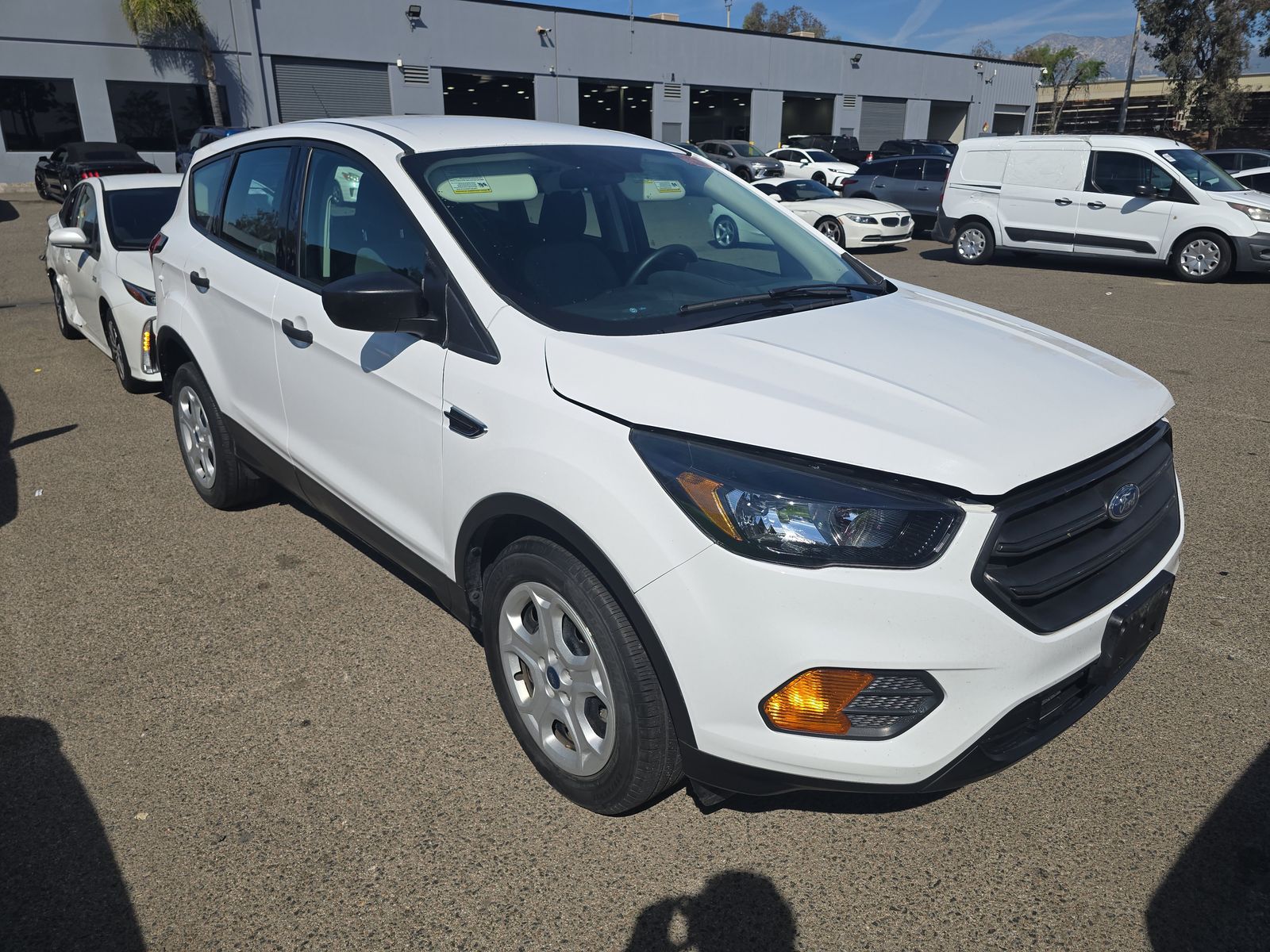 FORD ESCAPE - 4