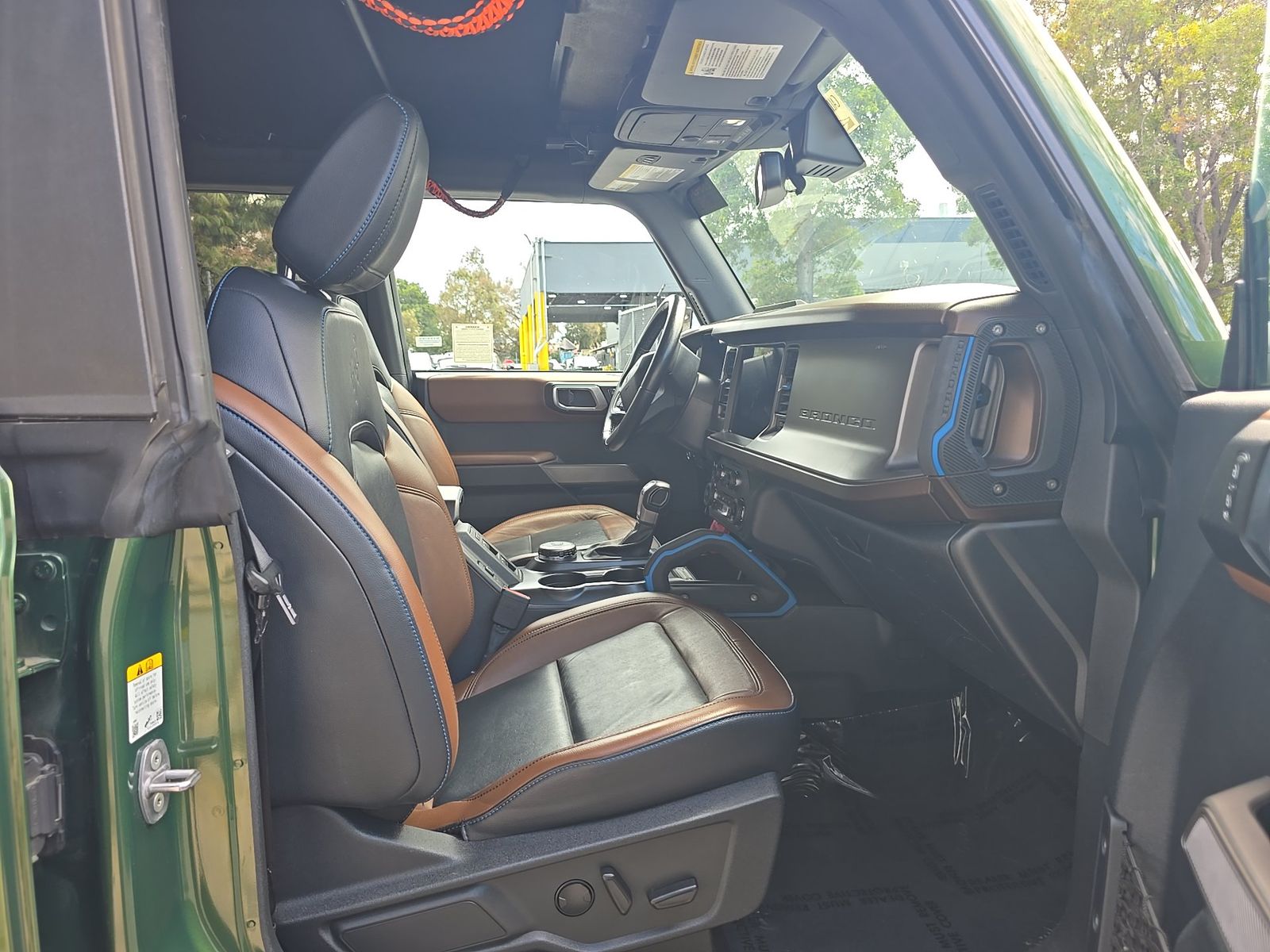 FORD BRONCO - 9