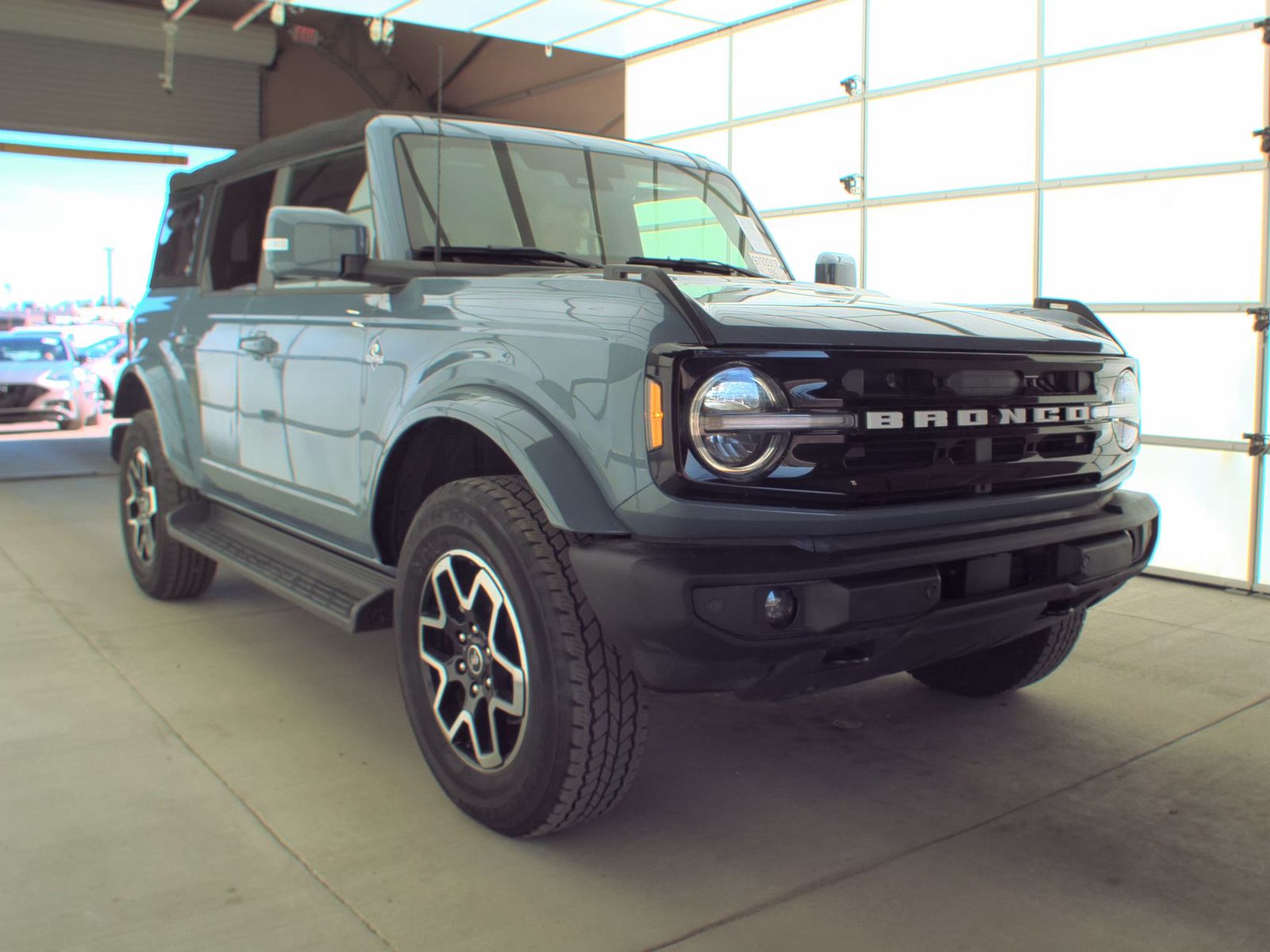 FORD BRONCO - 5