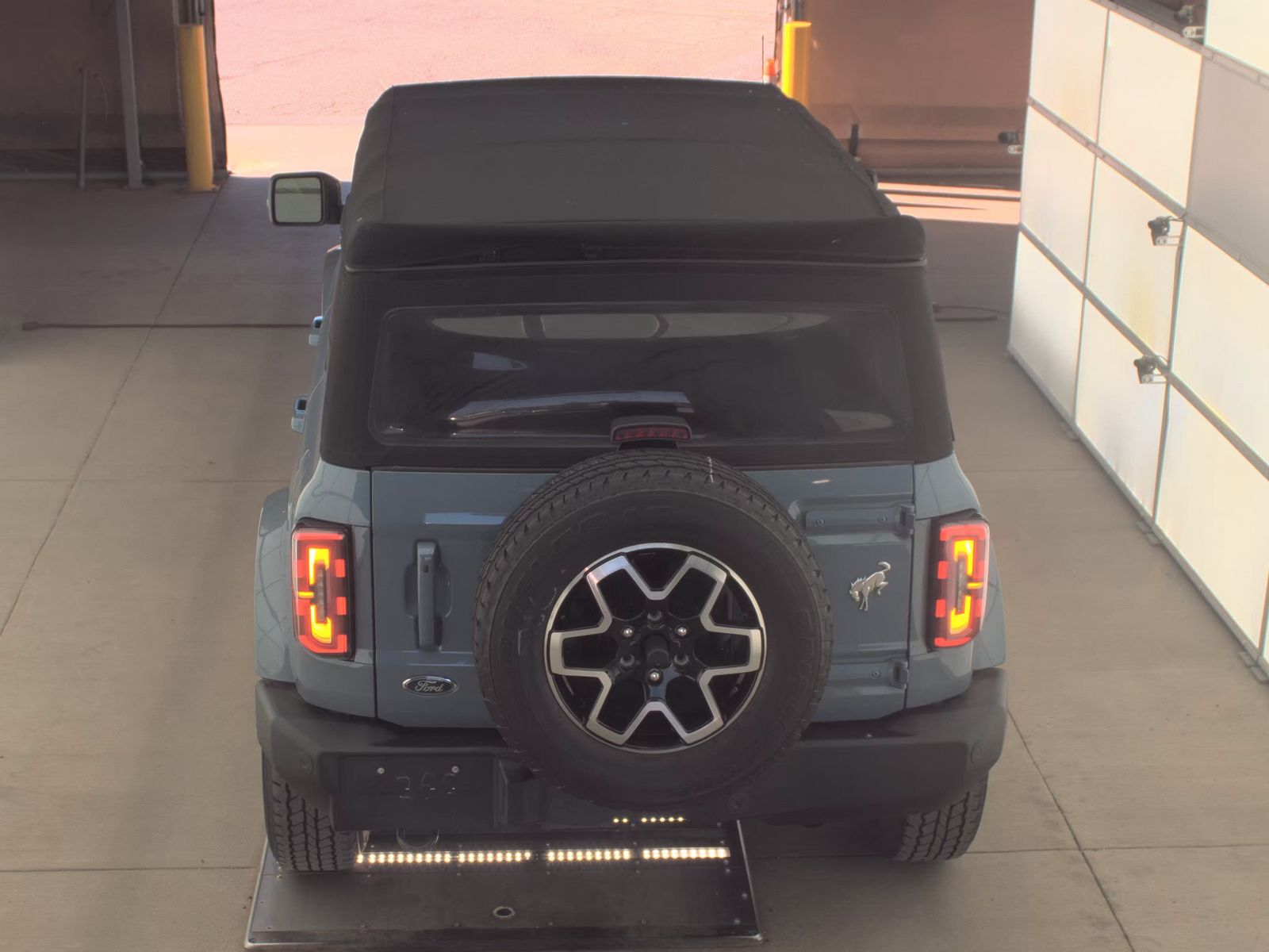FORD BRONCO - 7