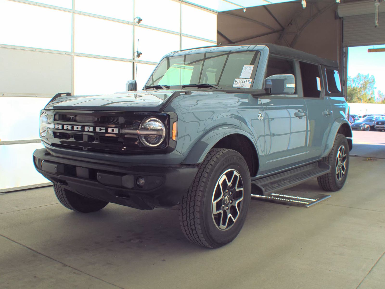 FORD BRONCO - 1