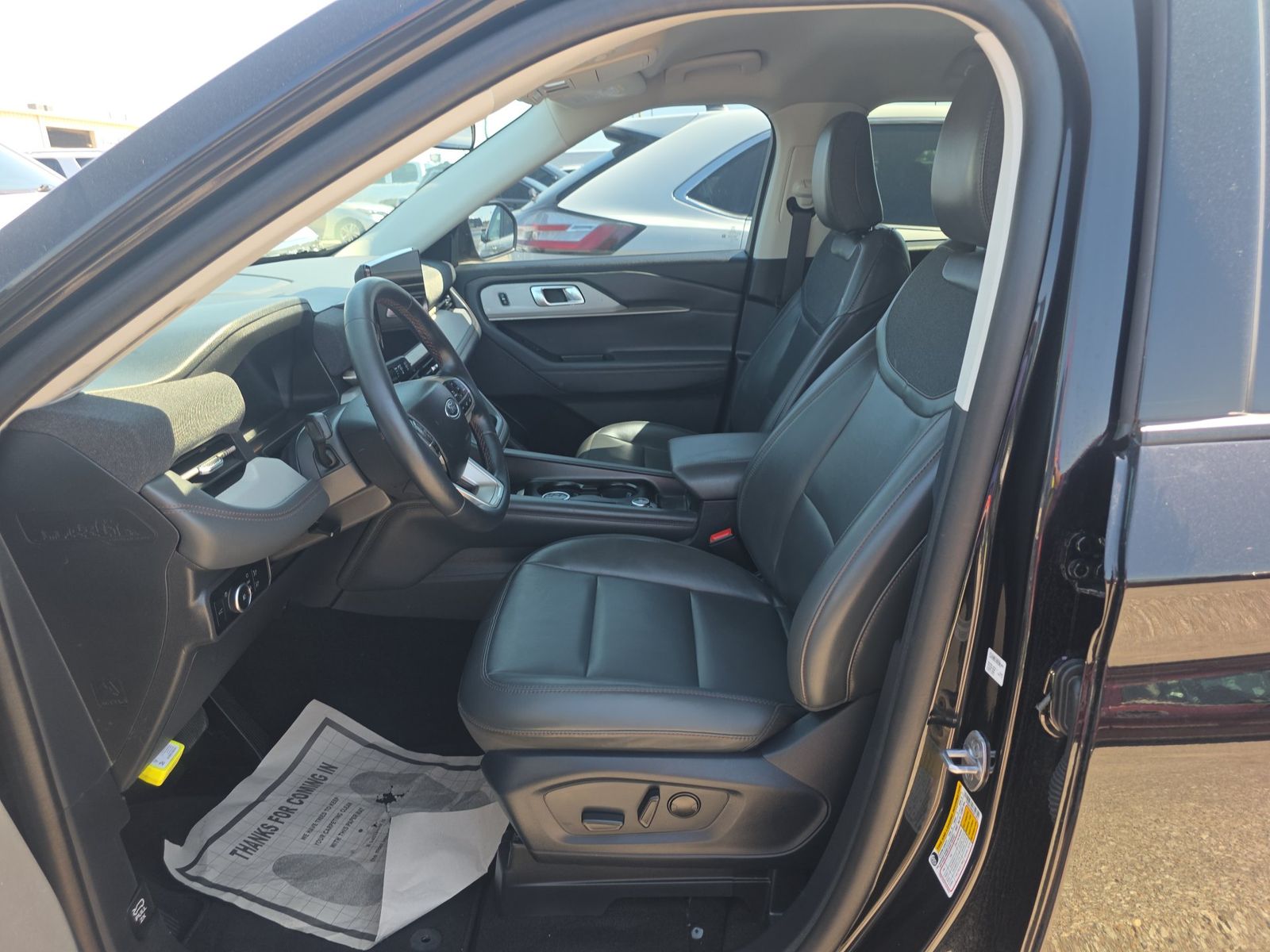 FORD EXPLORER - 8