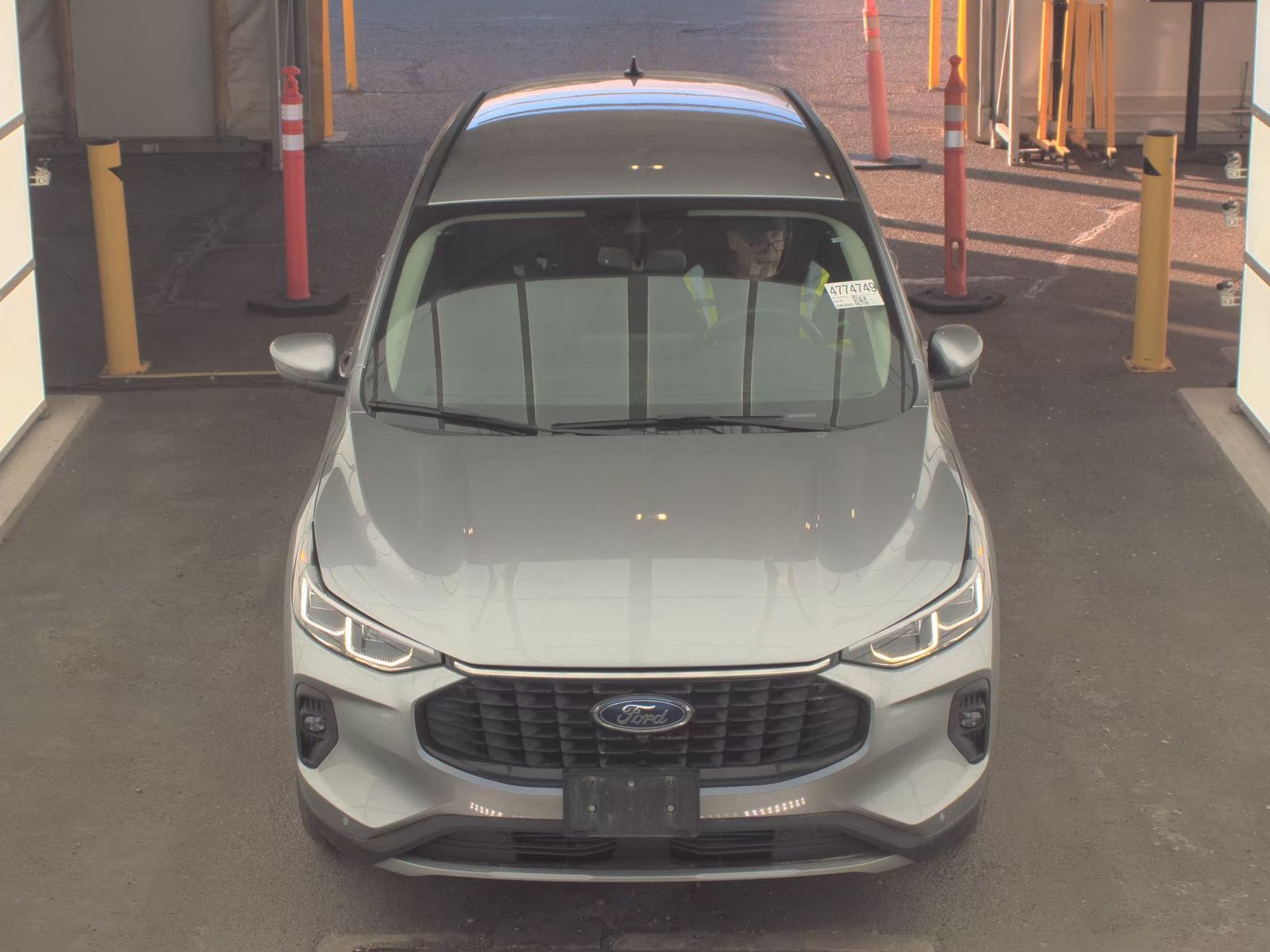FORD ESCAPE - 3