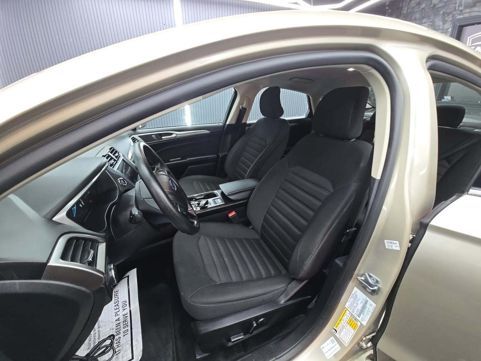 FORD FUSION - 8