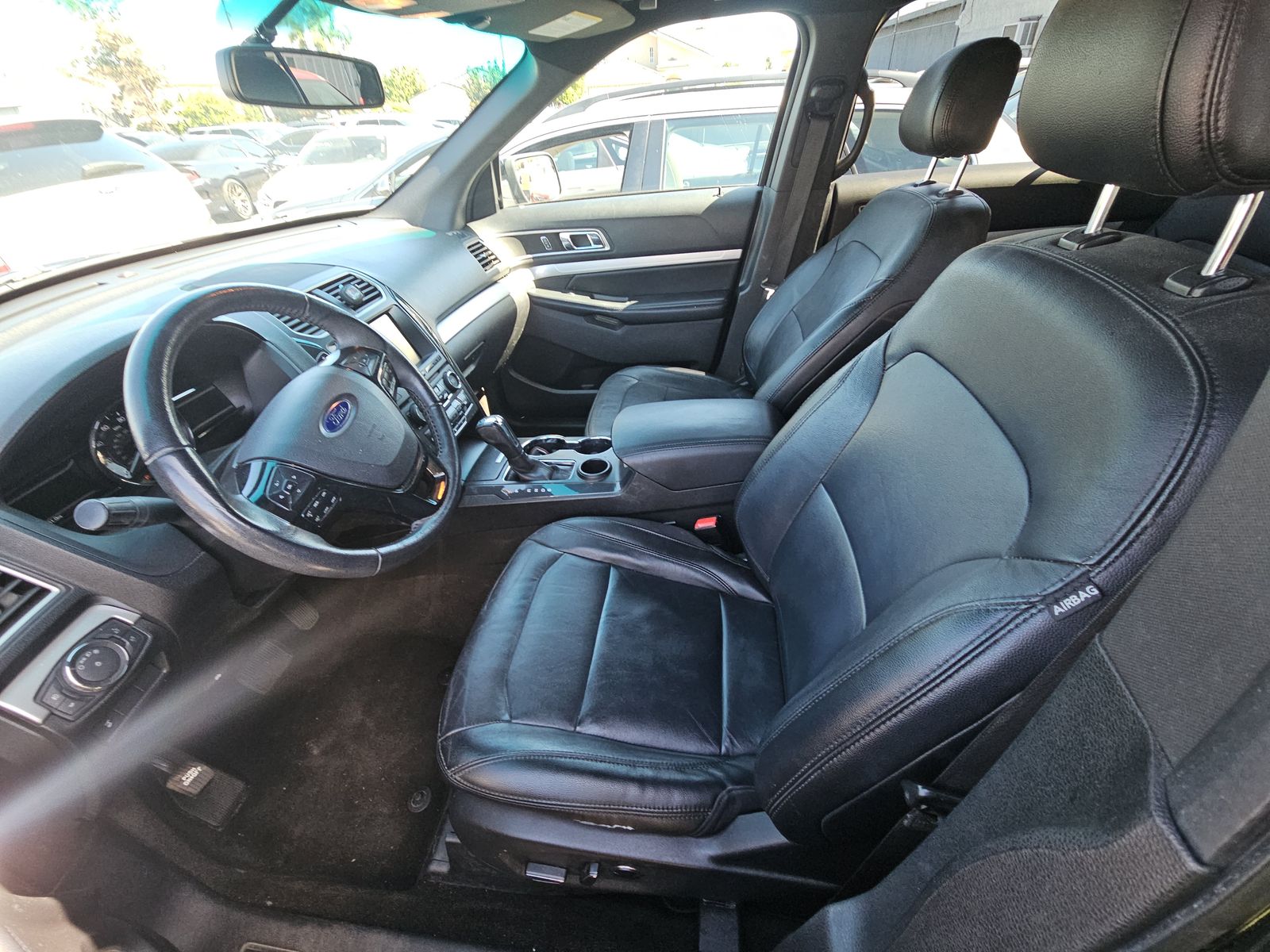 FORD EXPLORER - 8