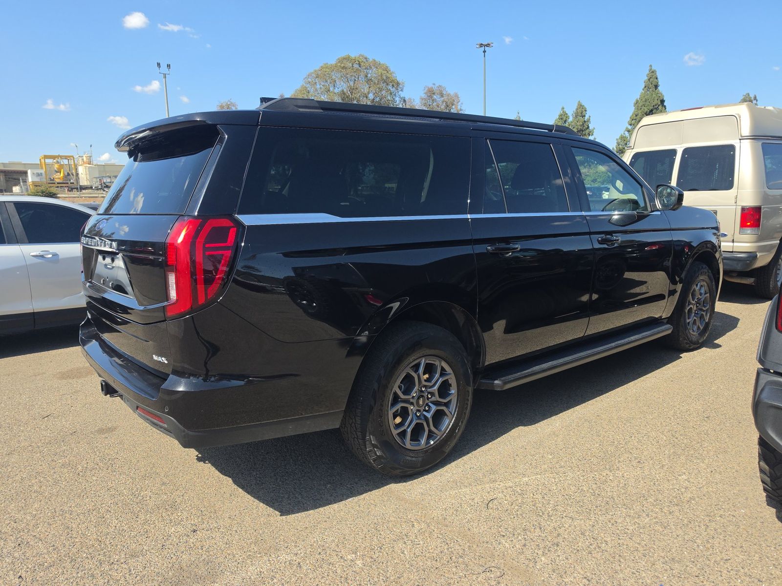FORD EXPEDITION MAX - 5