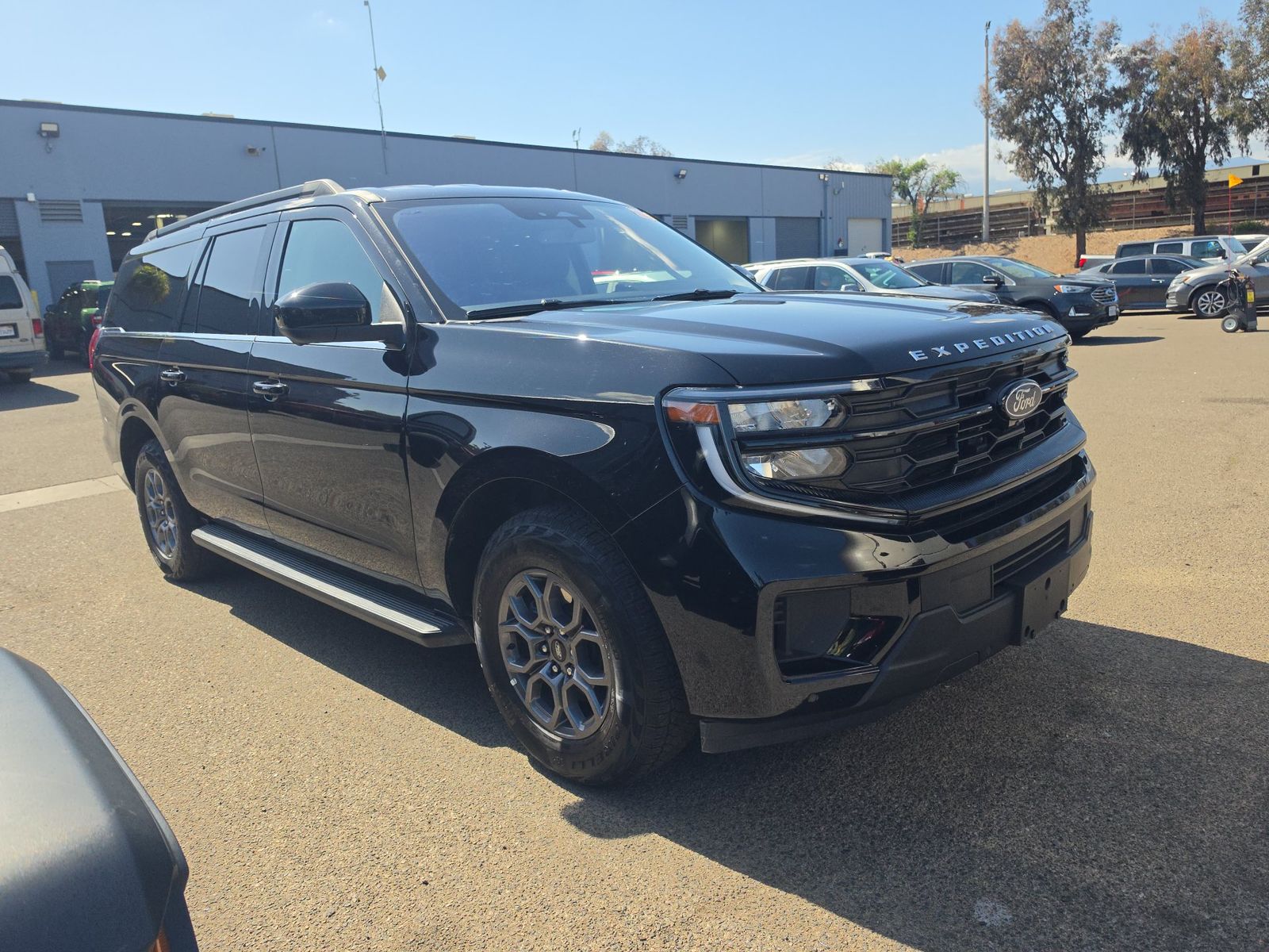 FORD EXPEDITION MAX - 4