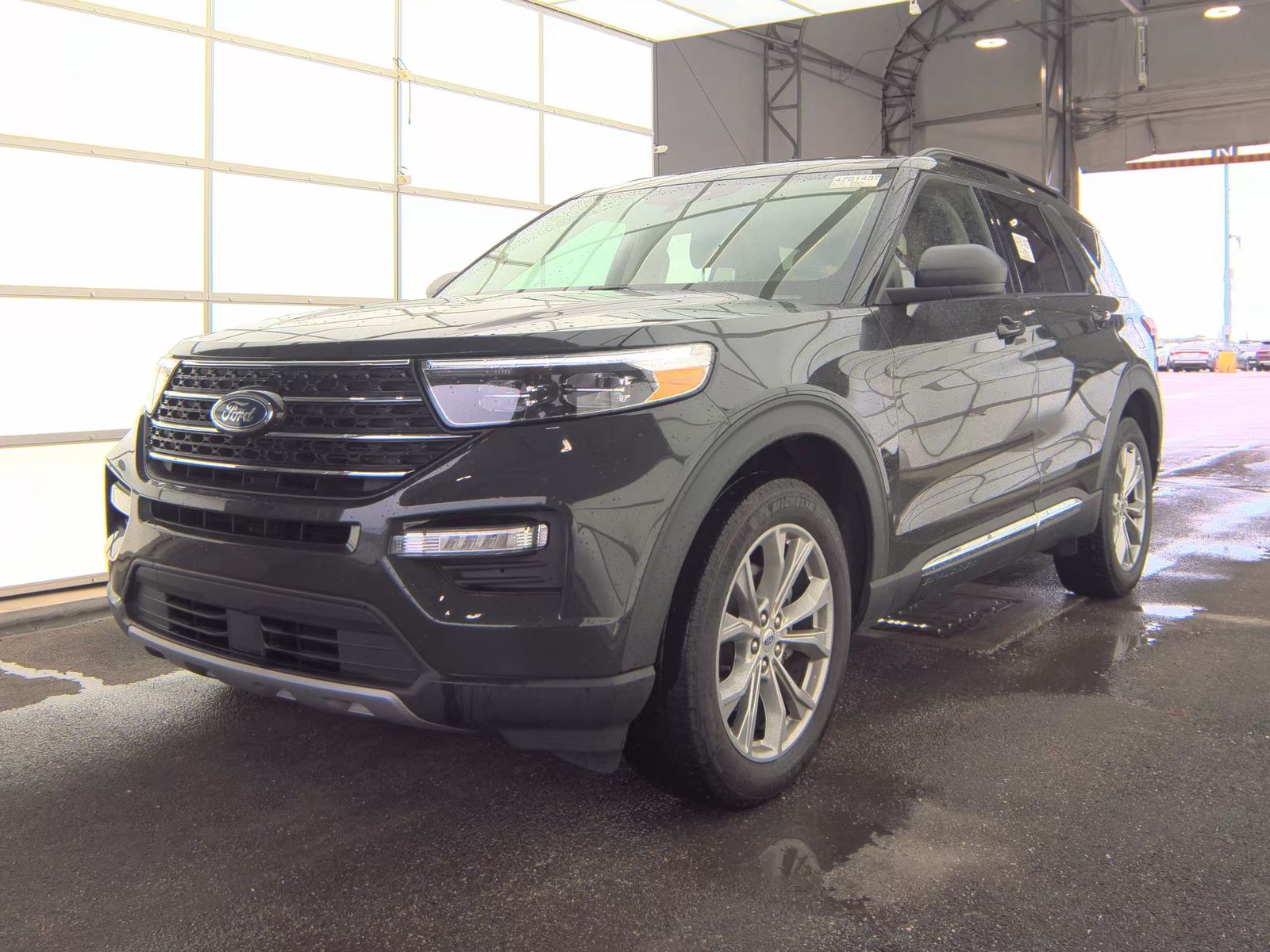 FORD EXPLORER - 1