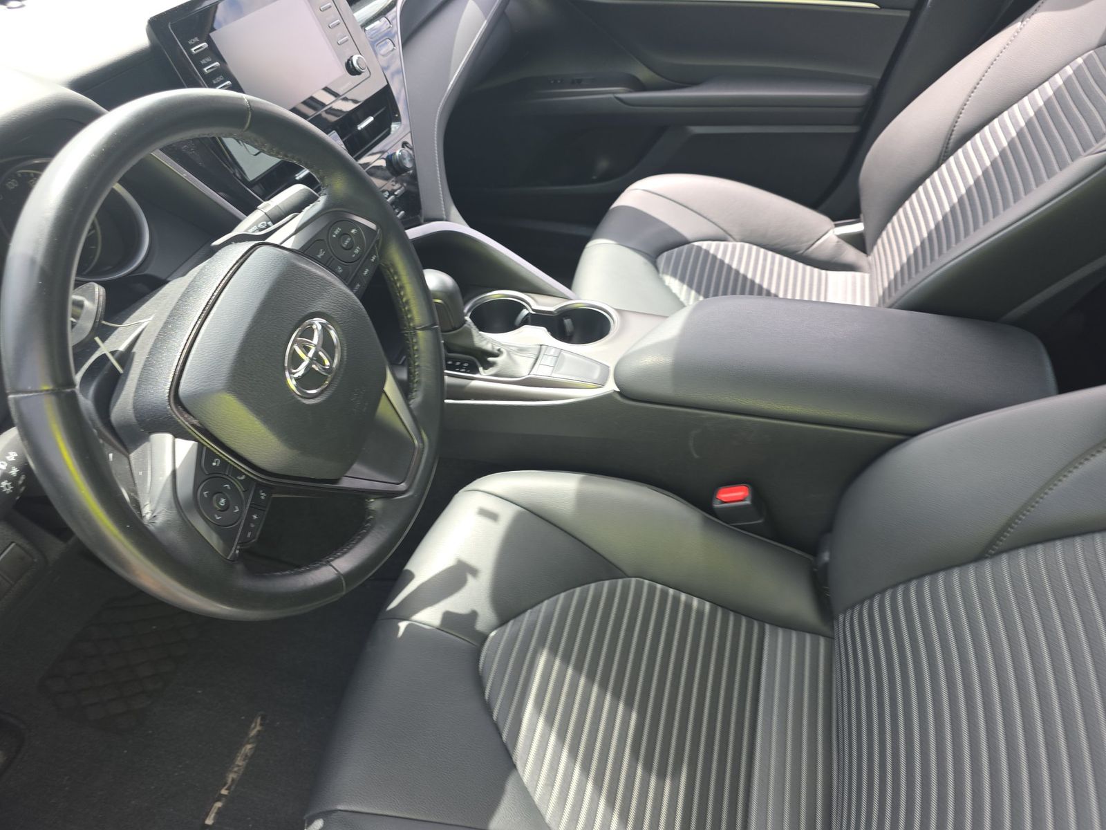 TOYOTA CAMRY - 8