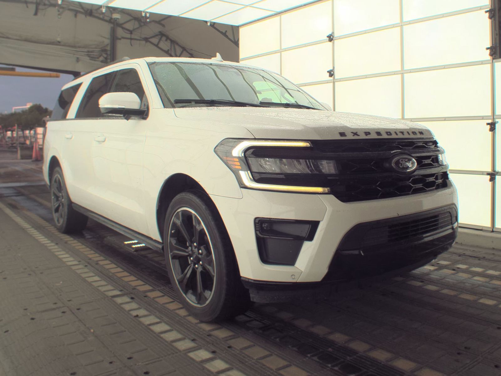 FORD EXPEDITION MAX - 5