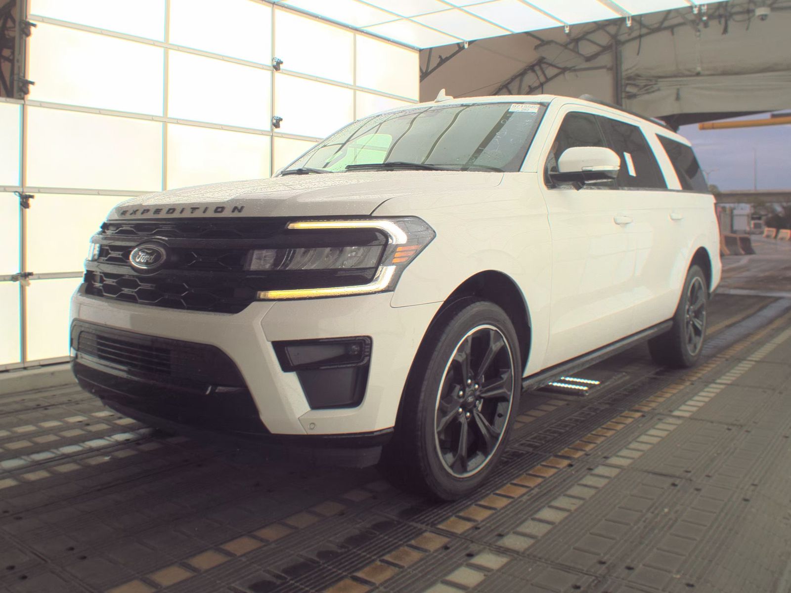 FORD EXPEDITION MAX - 1