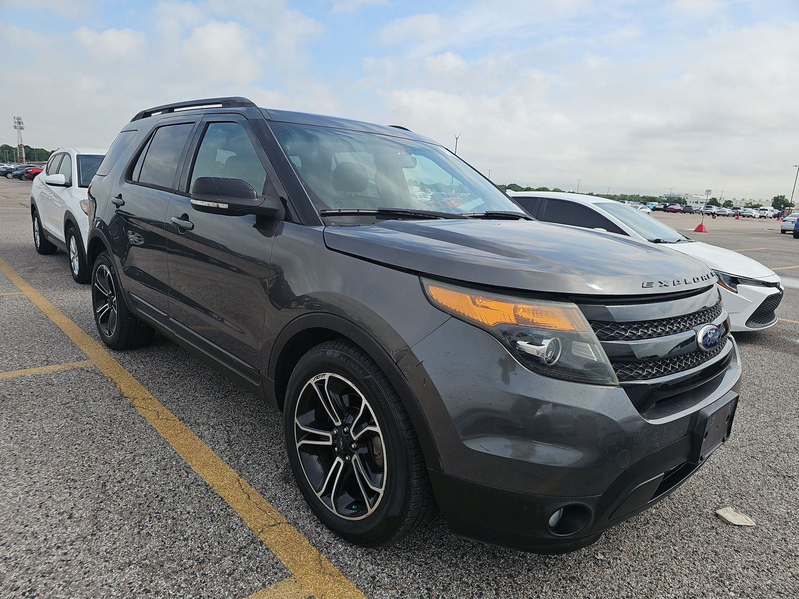 FORD EXPLORER - 4